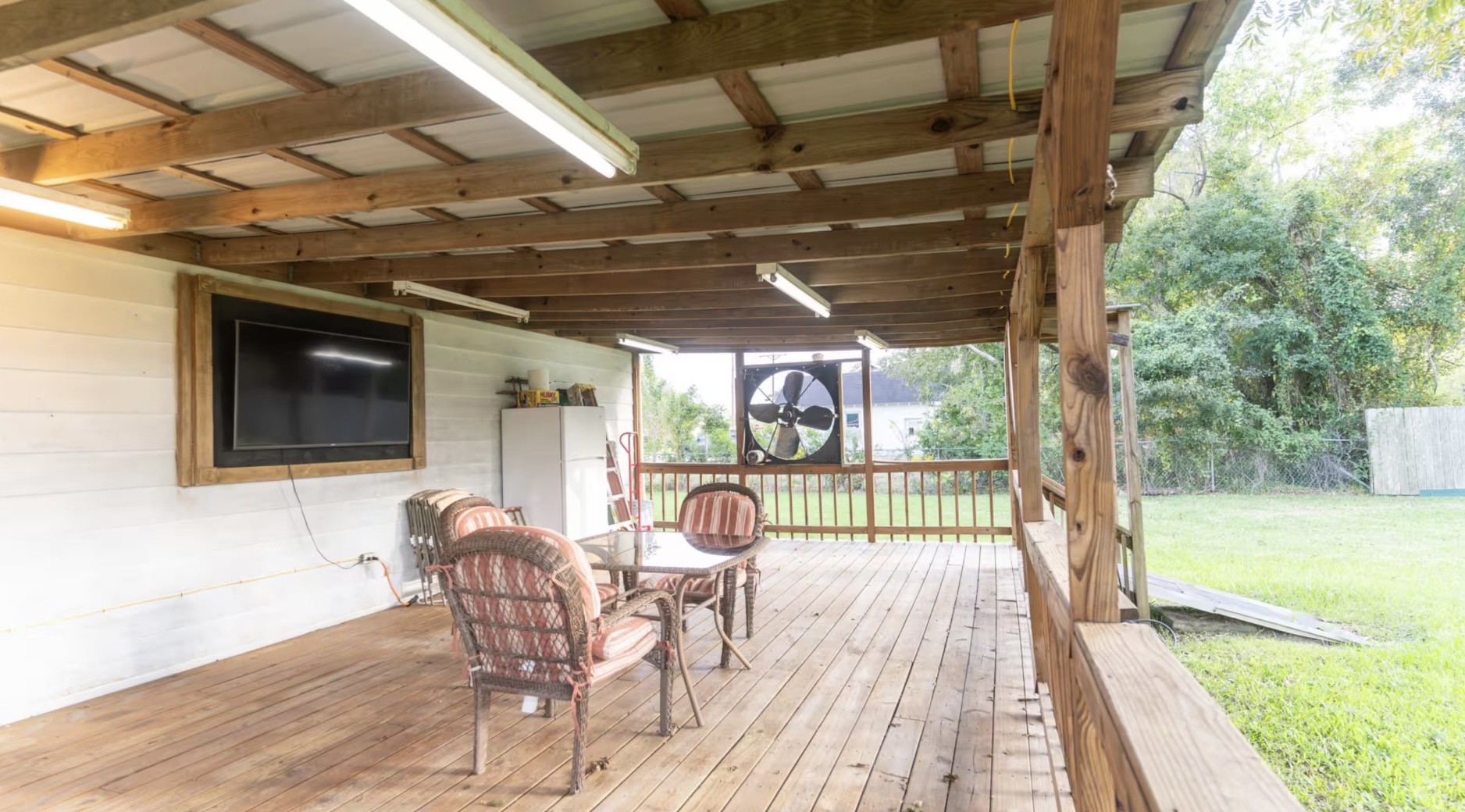 201 Carol Street Property Photo 23
