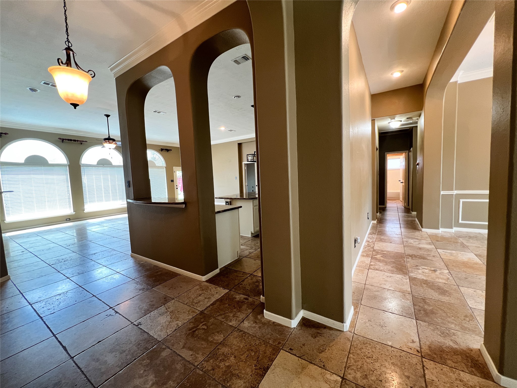 2215 Dorman Court Property Photo 7