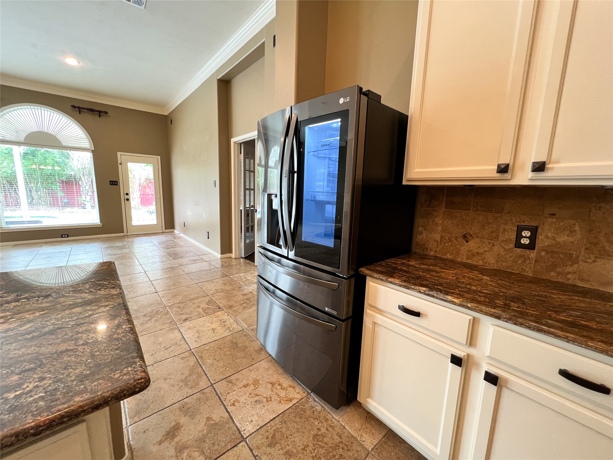 2215 Dorman Court Property Photo 11