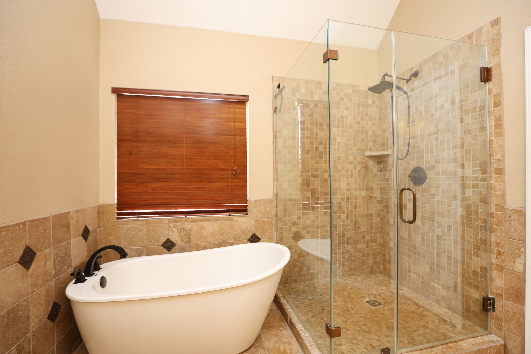 2215 Dorman Court Property Photo 19