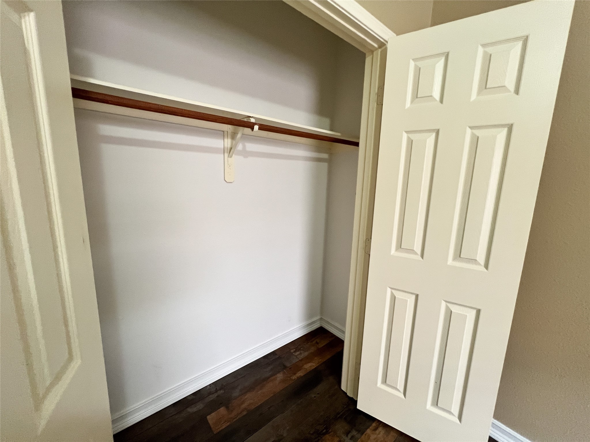 2215 Dorman Court Property Photo 20