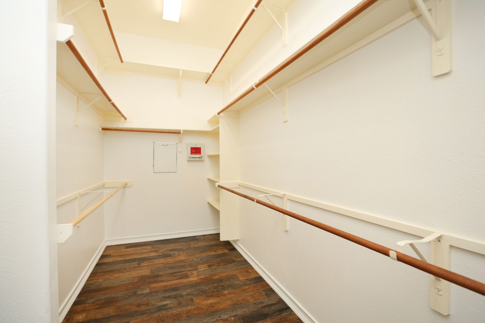 2215 Dorman Court Property Photo 20