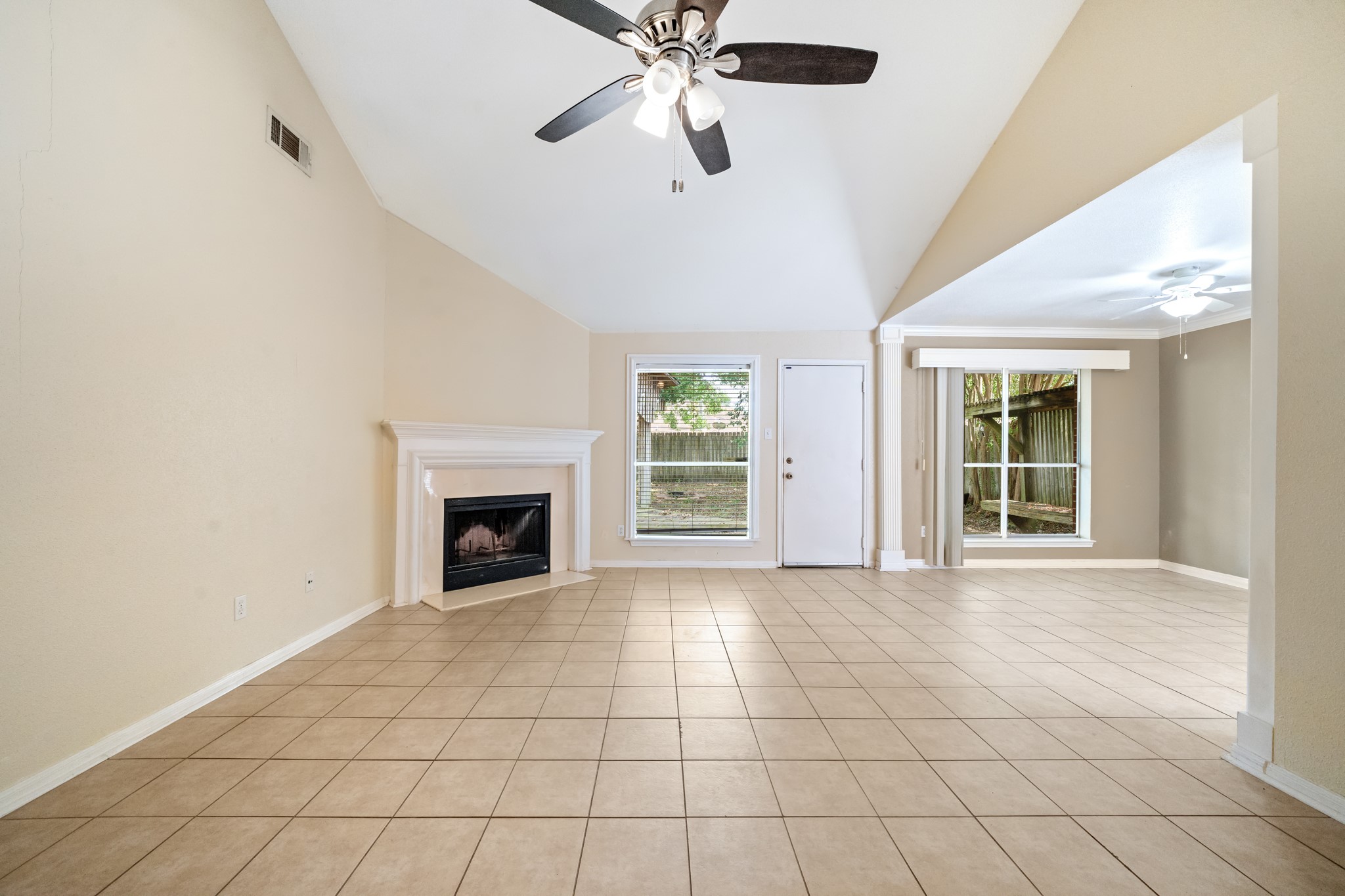 7823 Sawmill Trail Property Photo 5