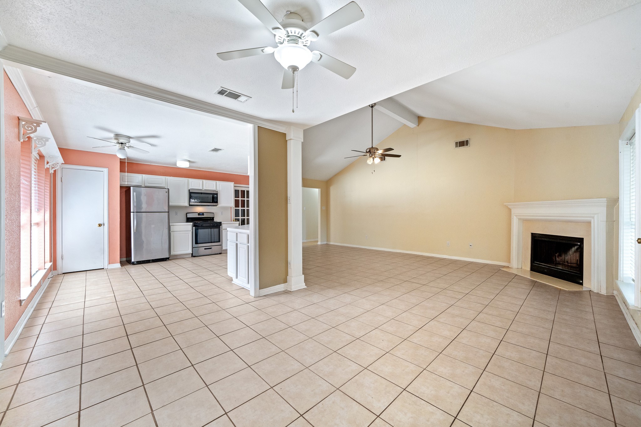 7823 Sawmill Trail Property Photo 8