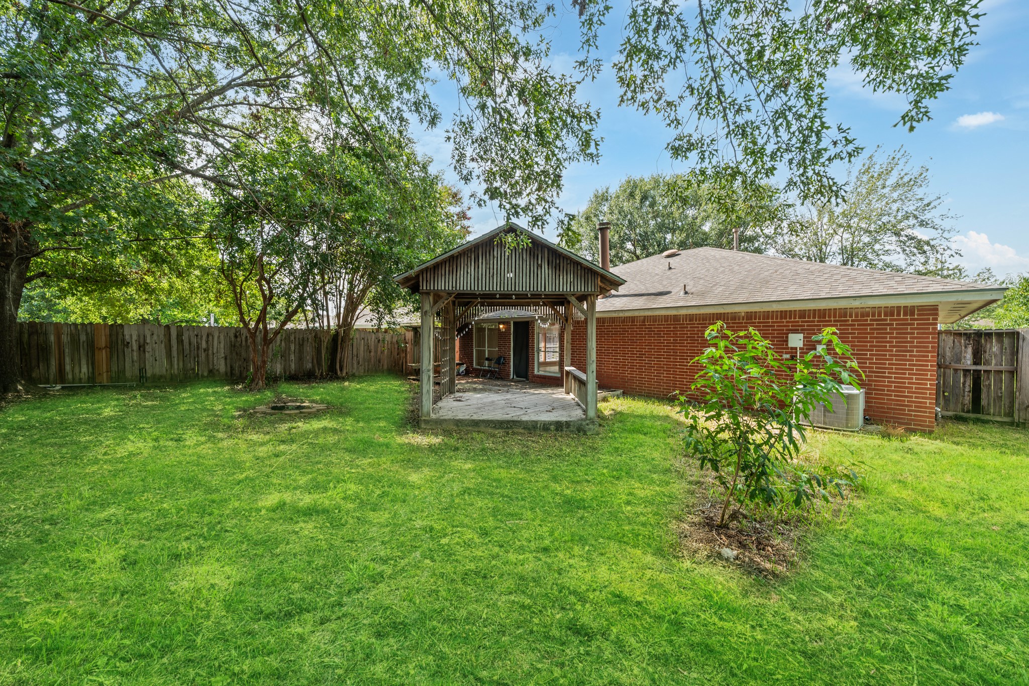 7823 Sawmill Trail Property Photo 28