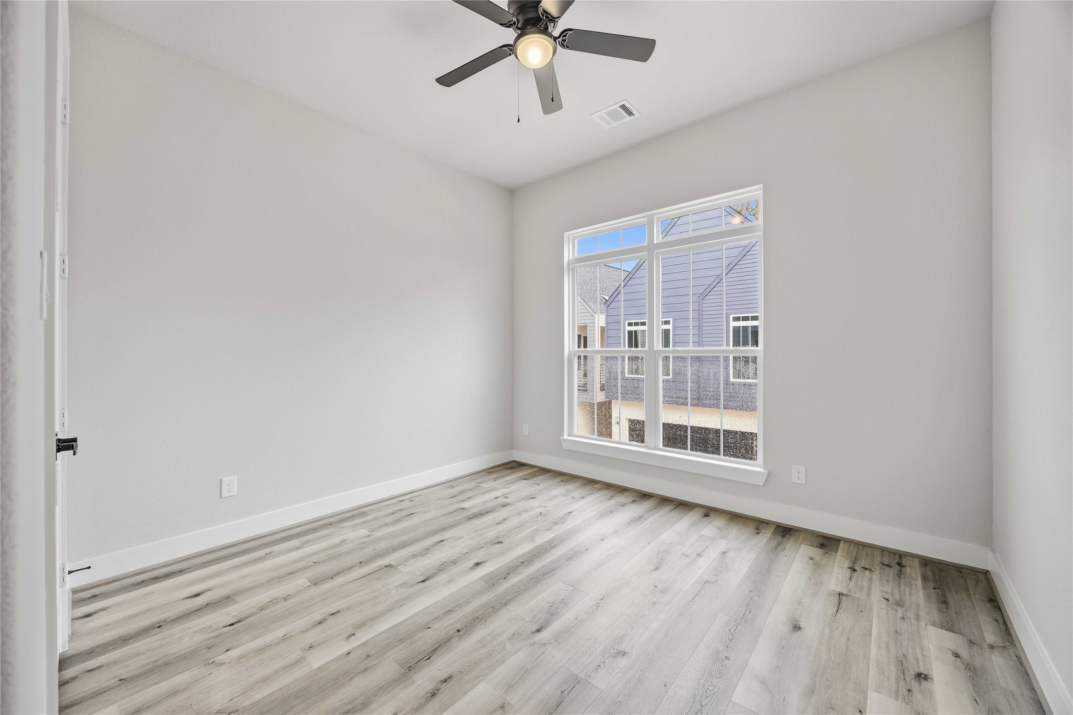 6107 De Campo Street Property Photo 16