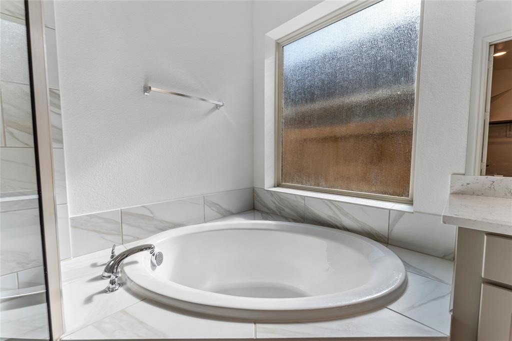 29114 Hauter Way Property Photo 32