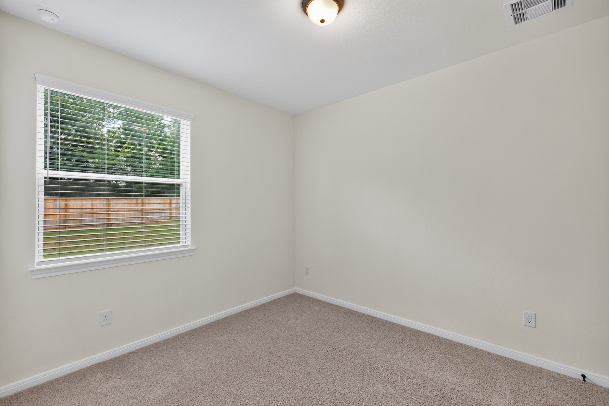 512 Water Ash Court Property Photo 32