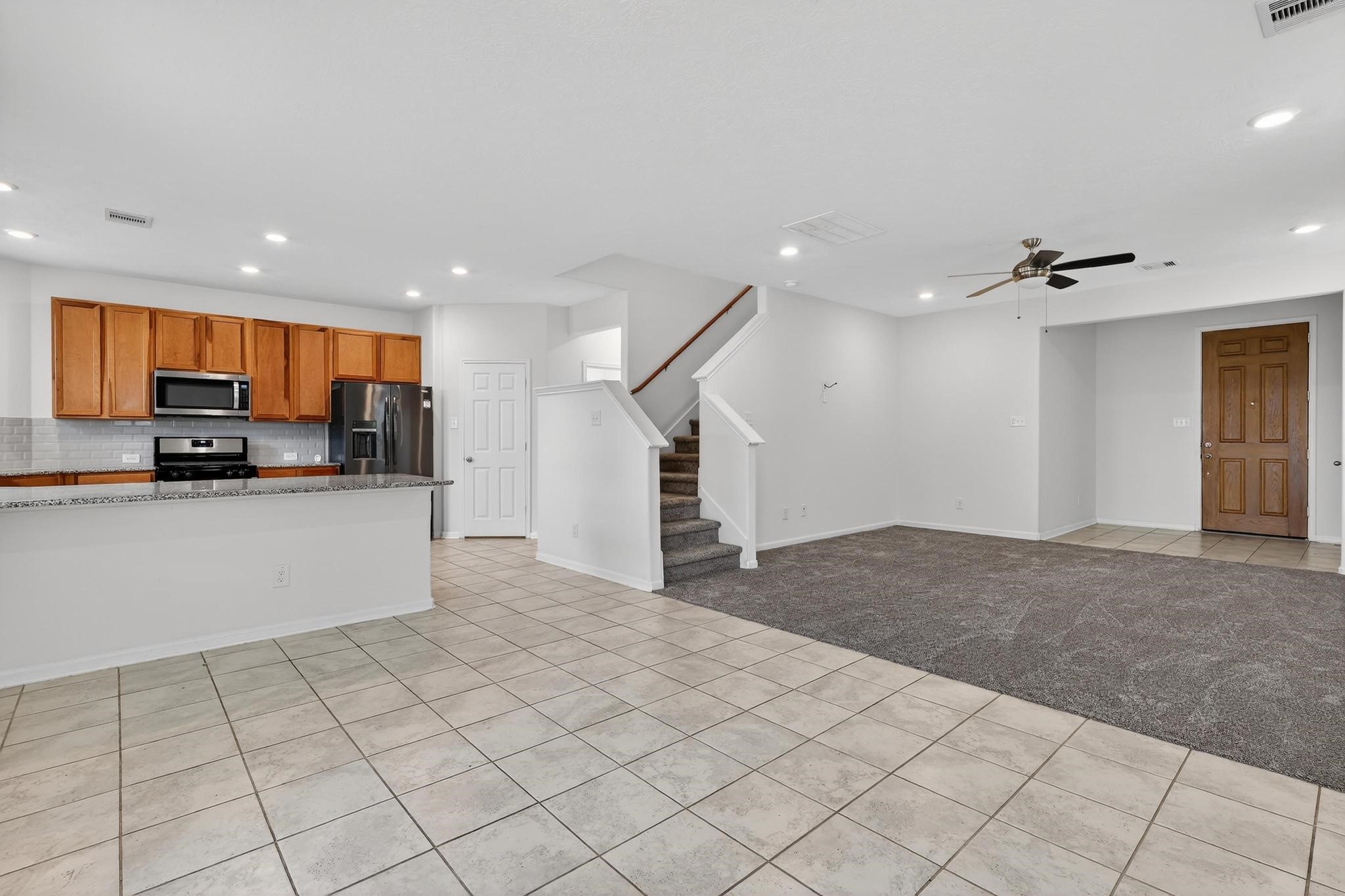 3322 Nila Creek Drive Property Photo 3