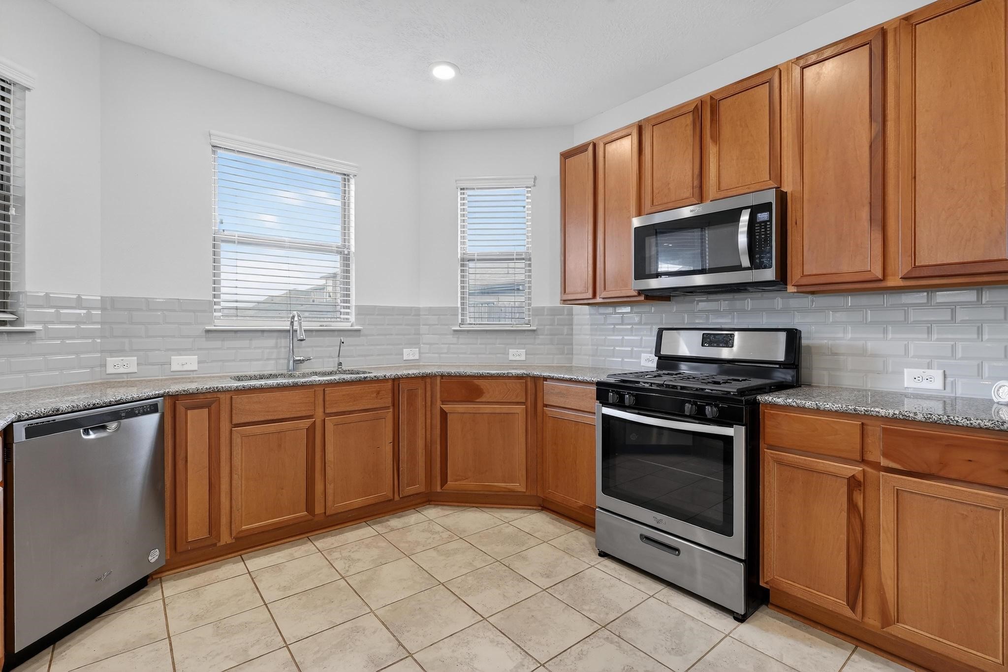 3322 Nila Creek Drive Property Photo 8