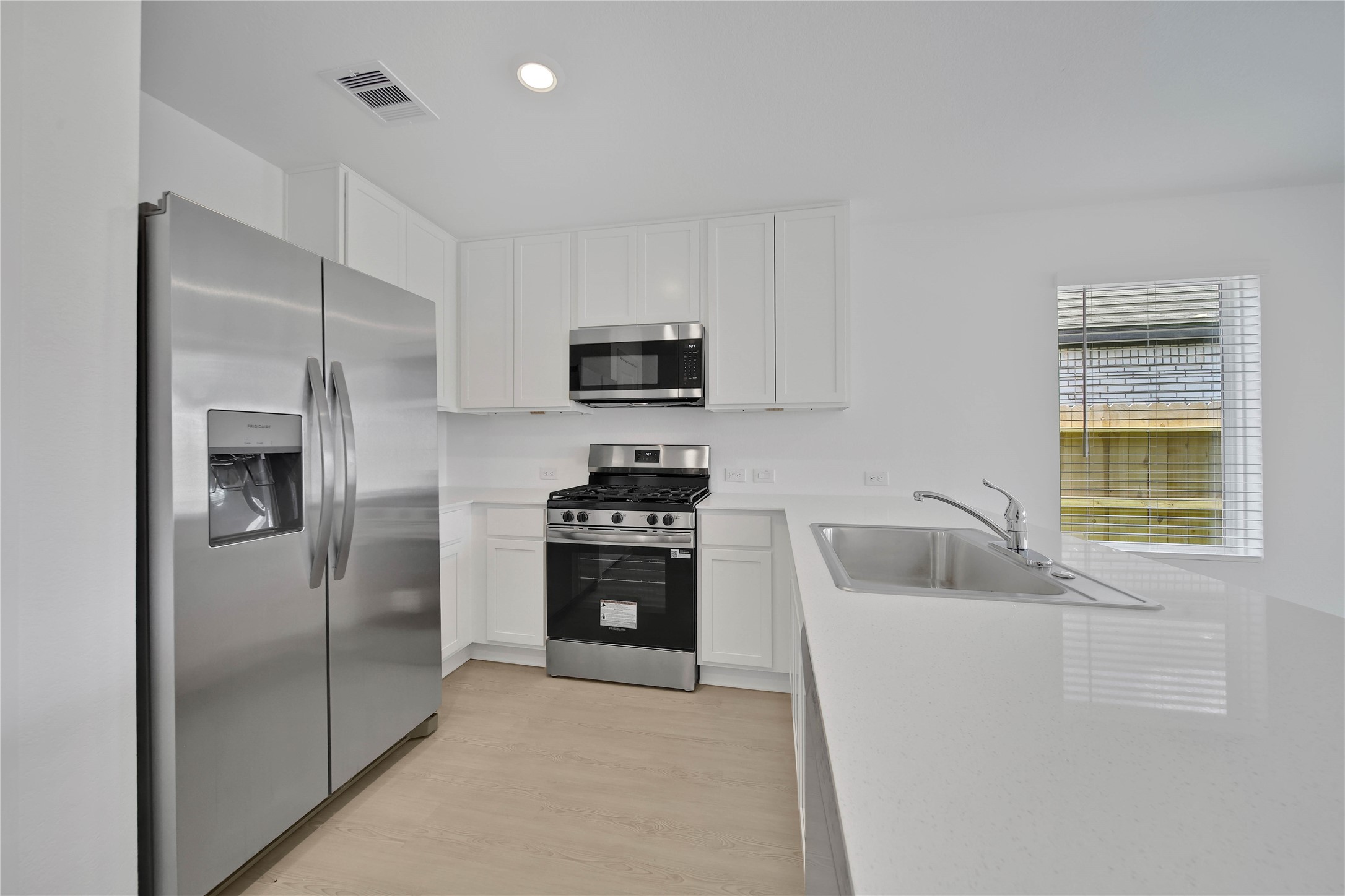 16522 Ithaca Pheasant Drive Property Photo 7