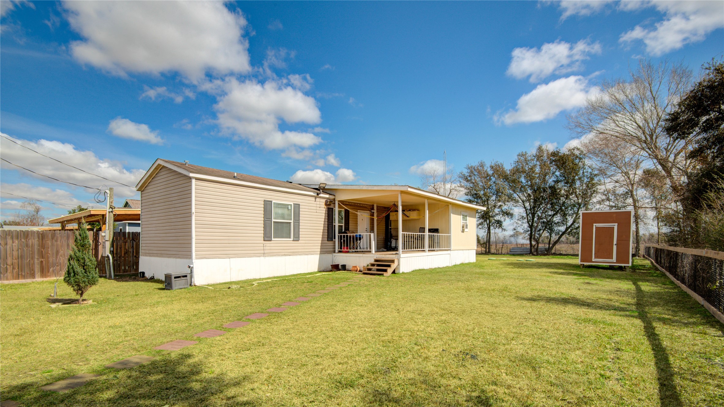 12903 Green Valley Drive Property Photo 1