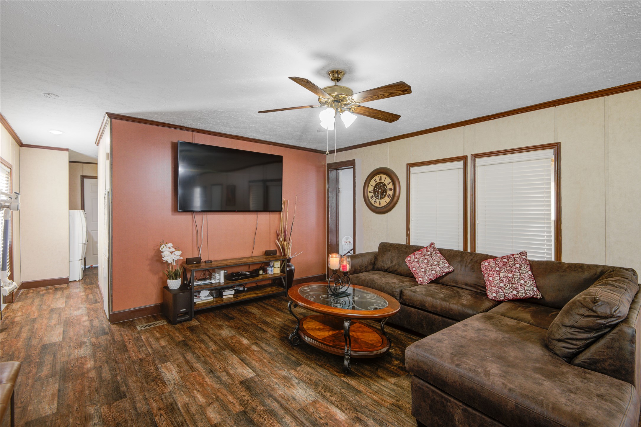 12903 Green Valley Drive Property Photo 5