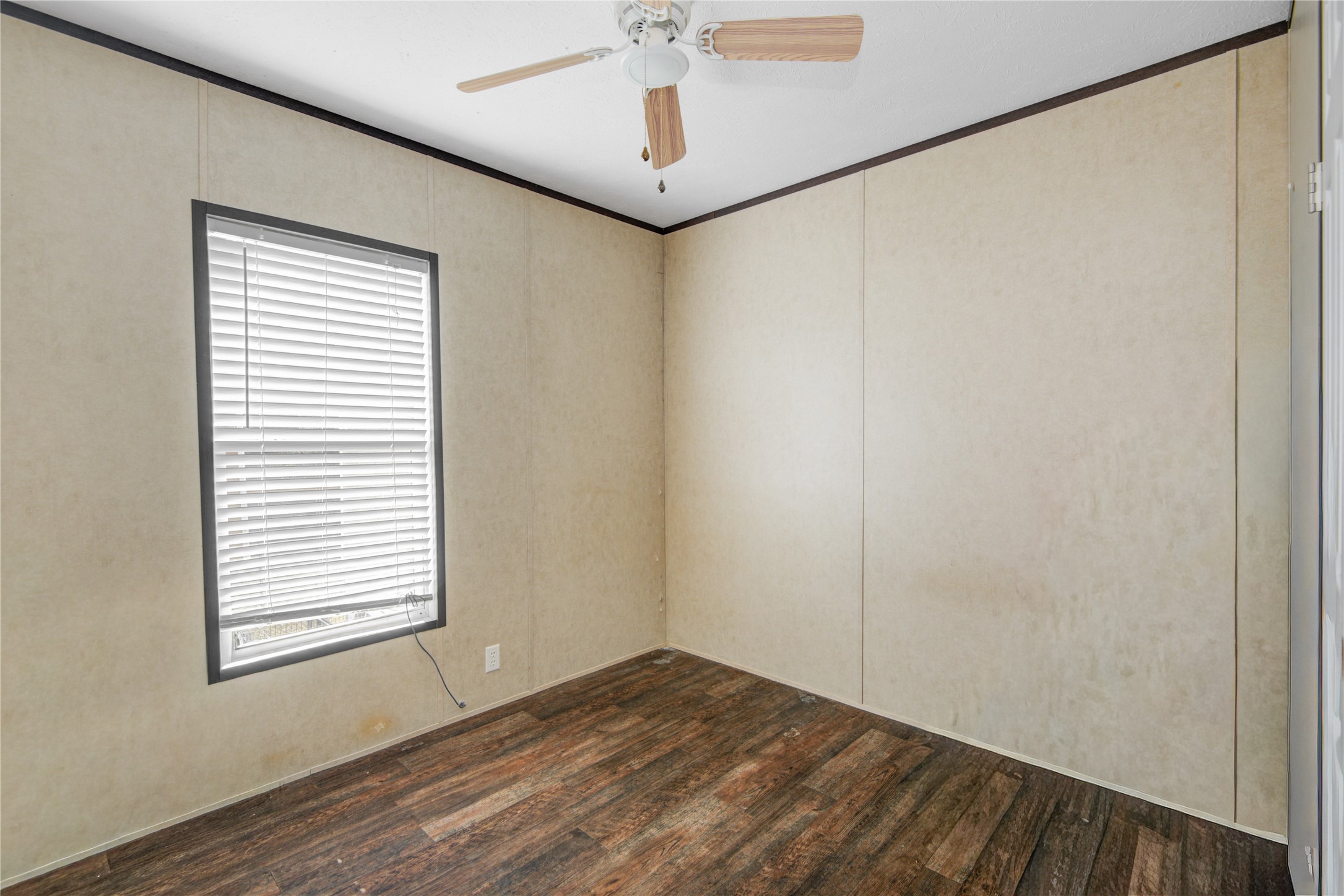 12903 Green Valley Drive Property Photo 17