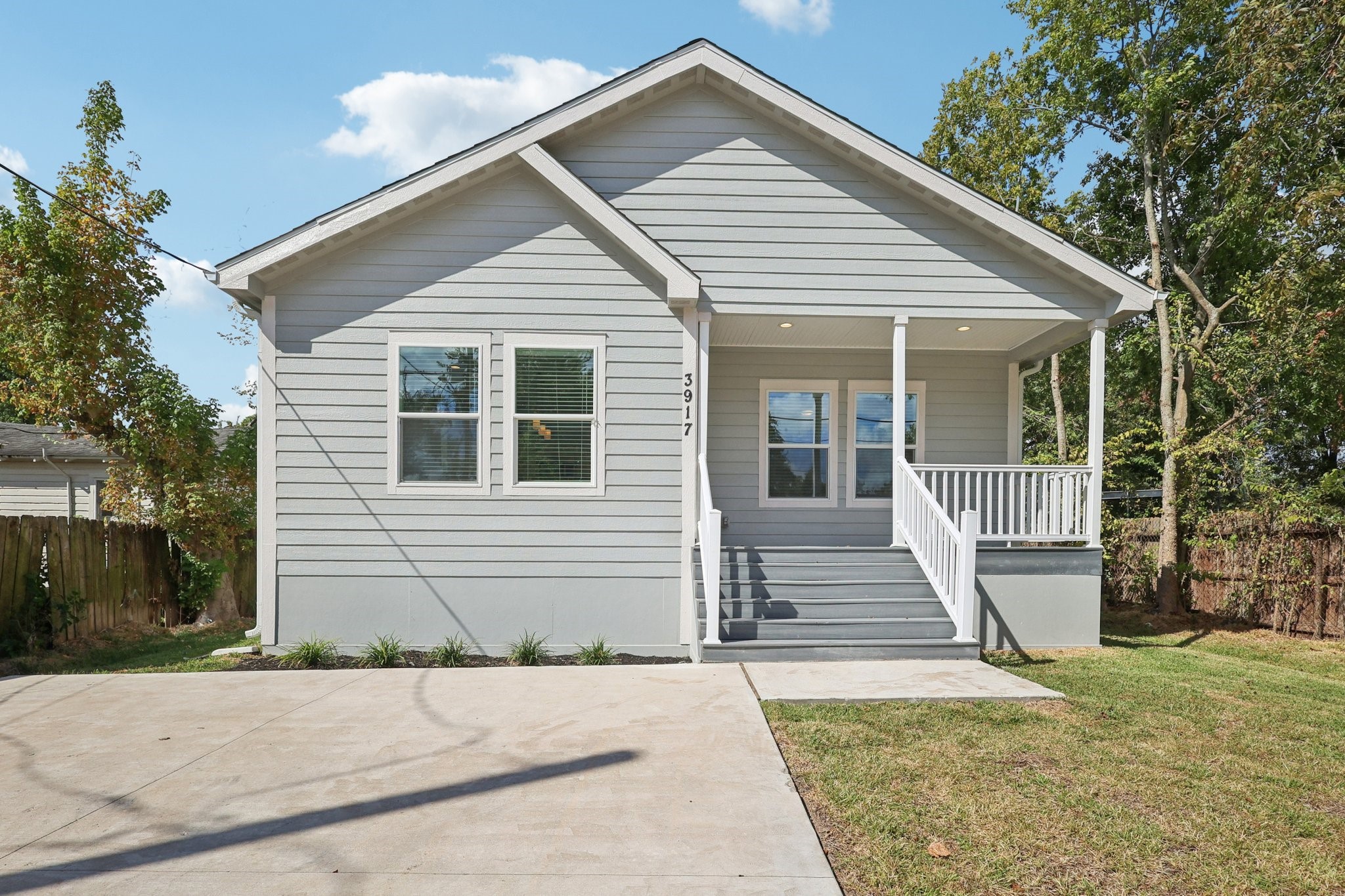 3917 Sayers Street Property Photo 1