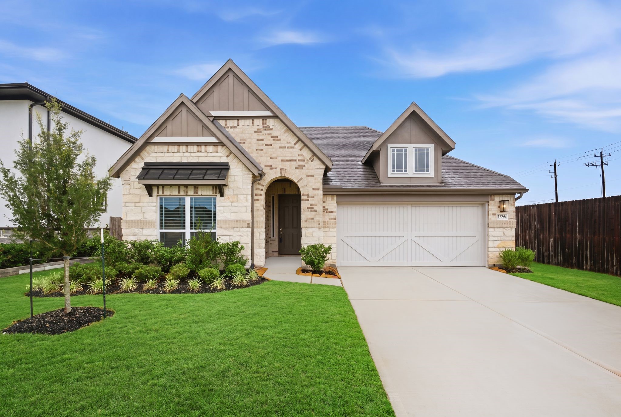 2106 Villa Flora Lane Property Photo 1