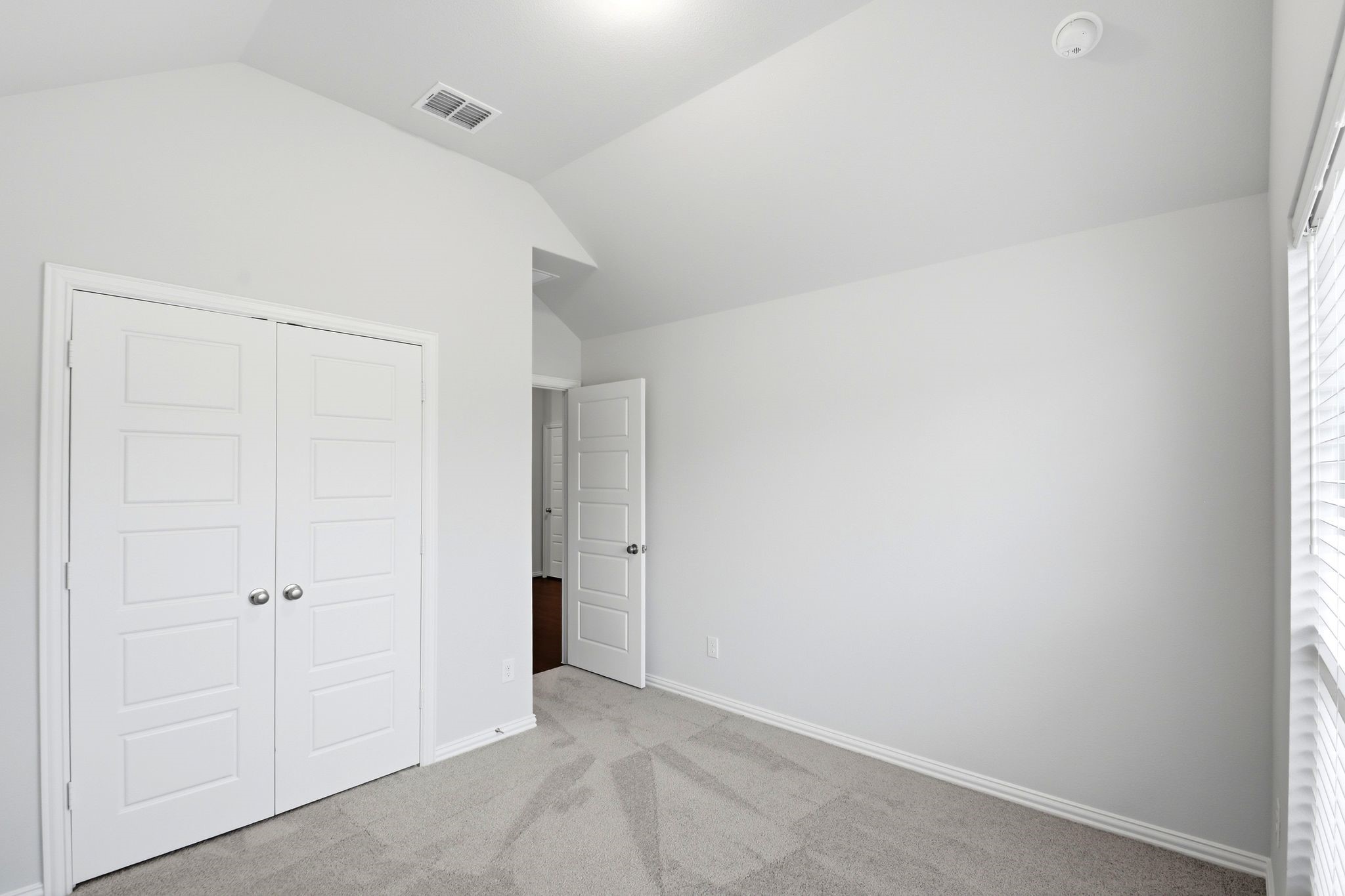 2106 Villa Flora Lane Property Photo 19