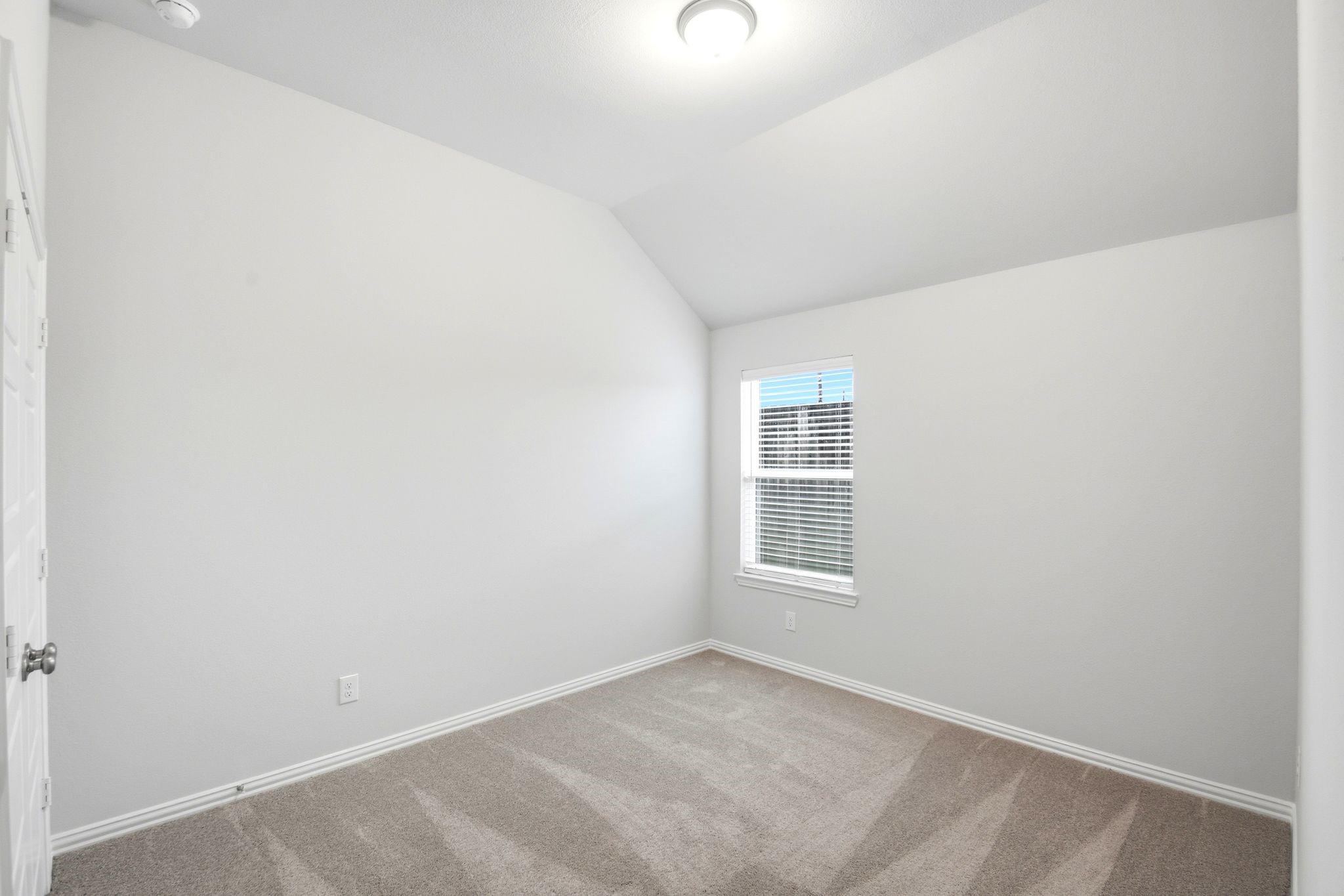 2106 Villa Flora Lane Property Photo 24