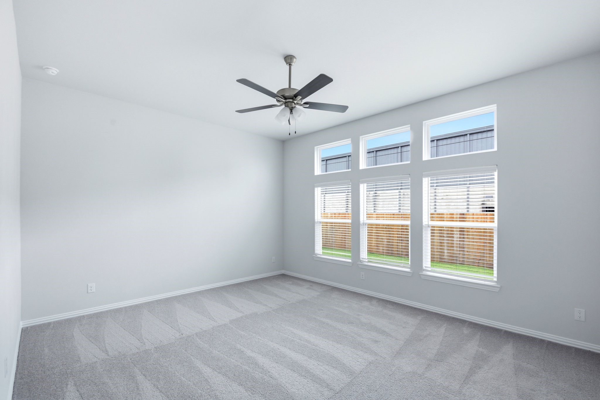 2106 Villa Flora Lane Property Photo 27