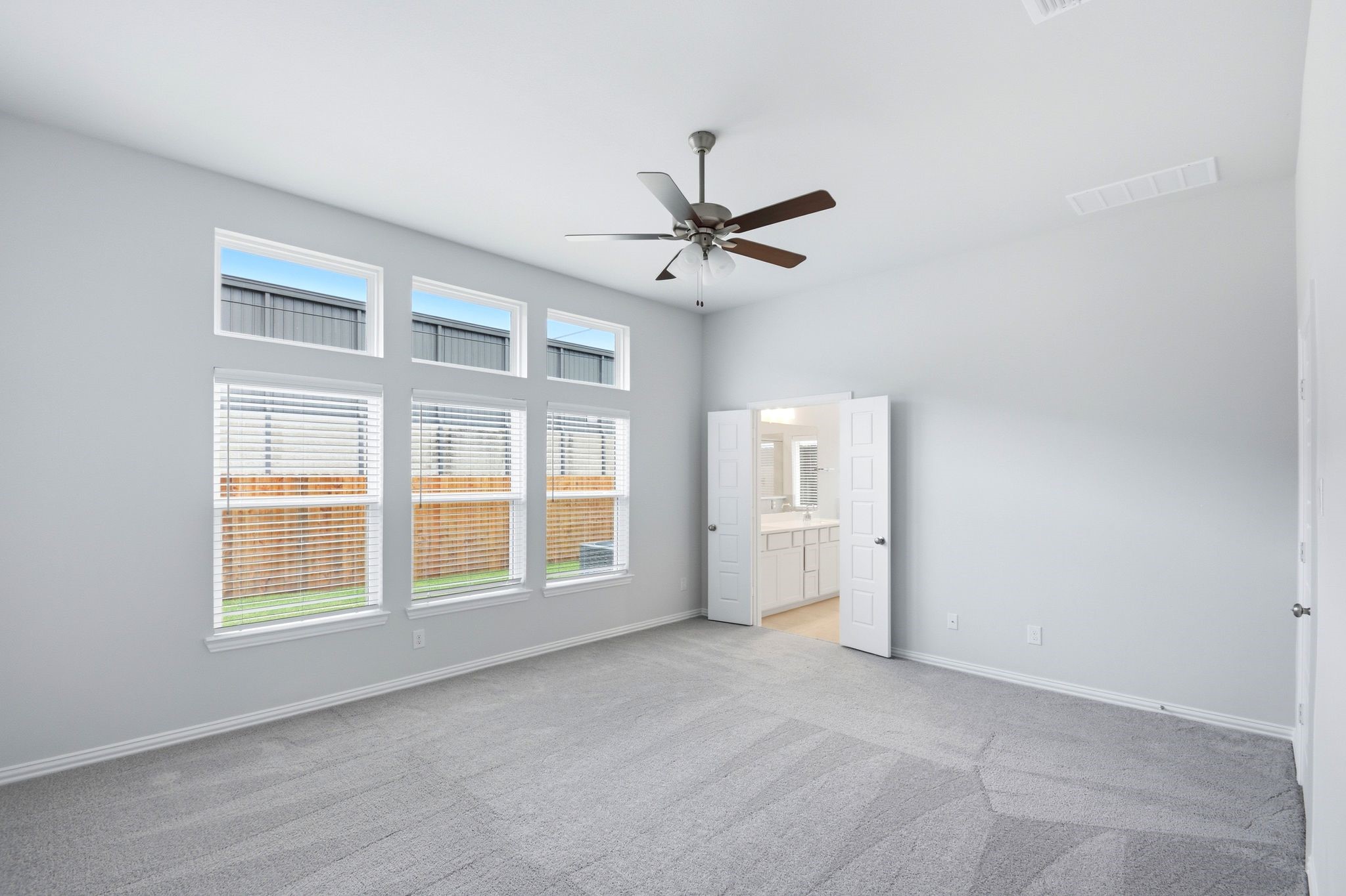 2106 Villa Flora Lane Property Photo 28