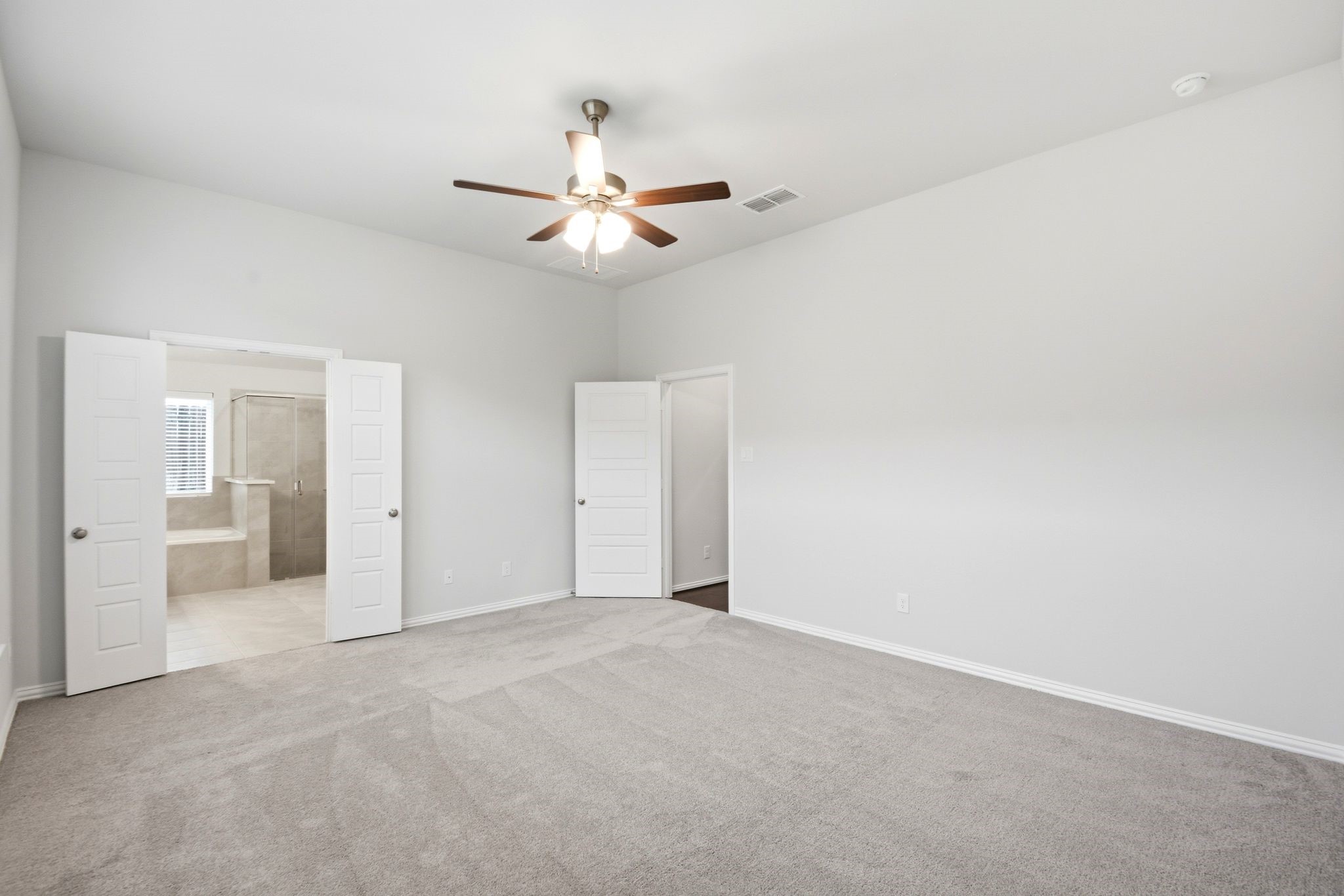 2106 Villa Flora Lane Property Photo 38
