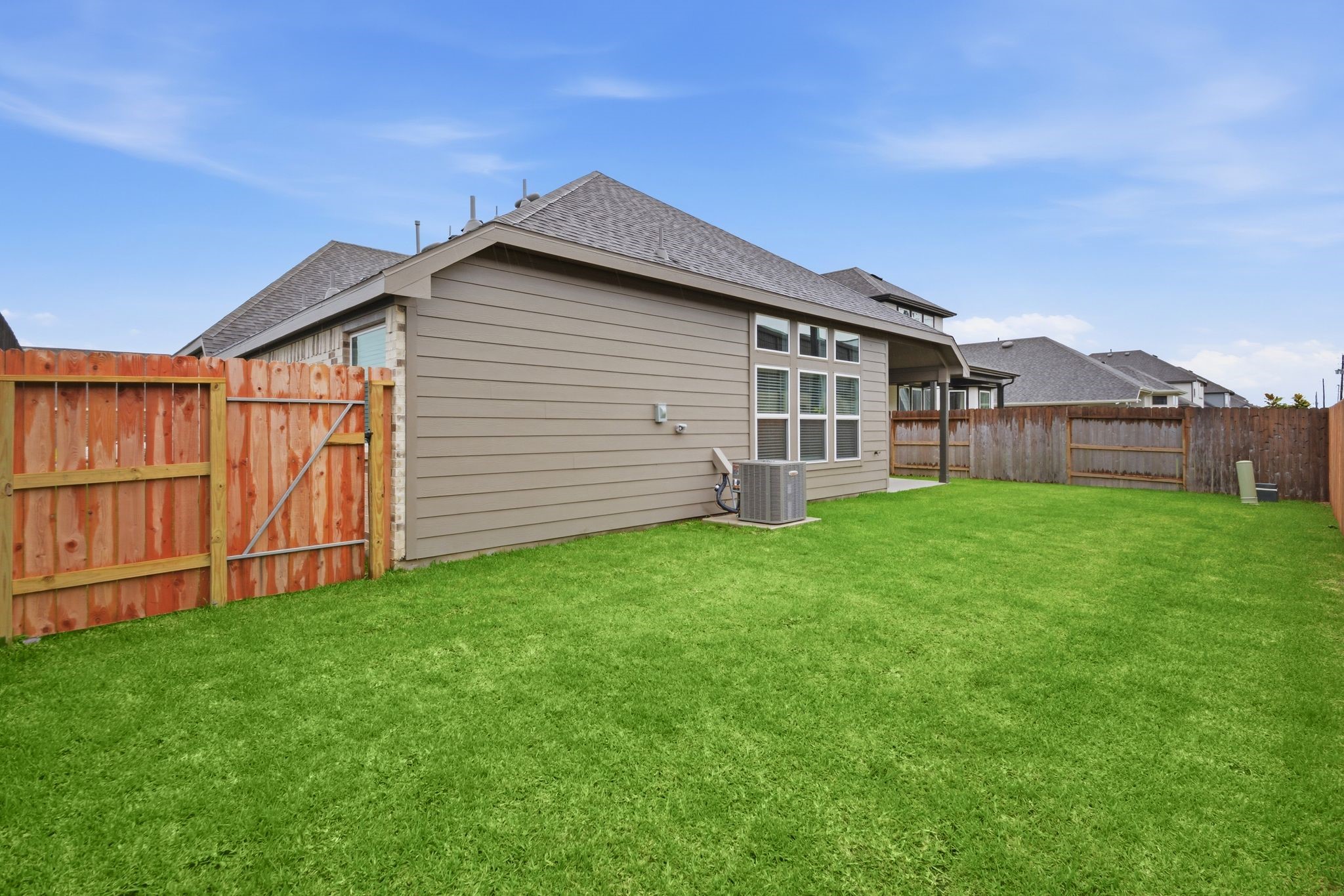 2106 Villa Flora Lane Property Photo 44