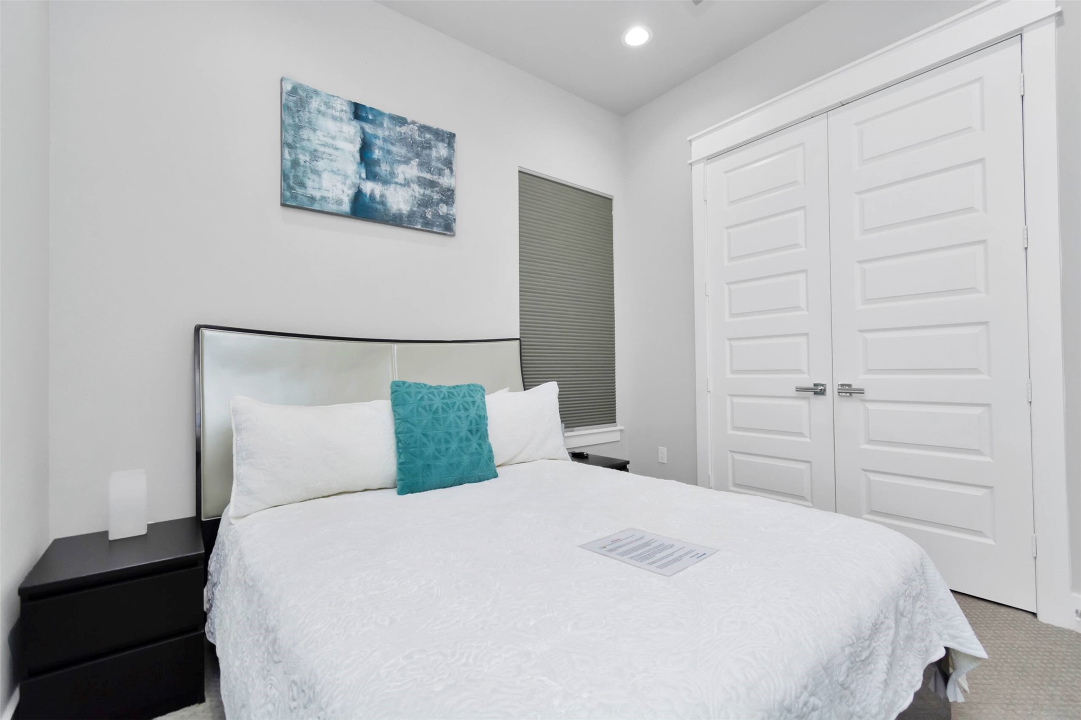 2107 Engelmohr F Property Photo 8