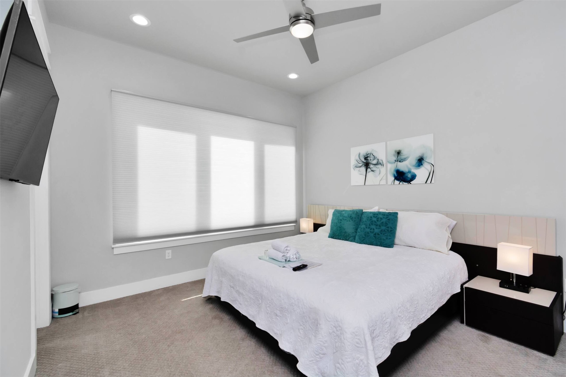 2107 Engelmohr F Property Photo 9