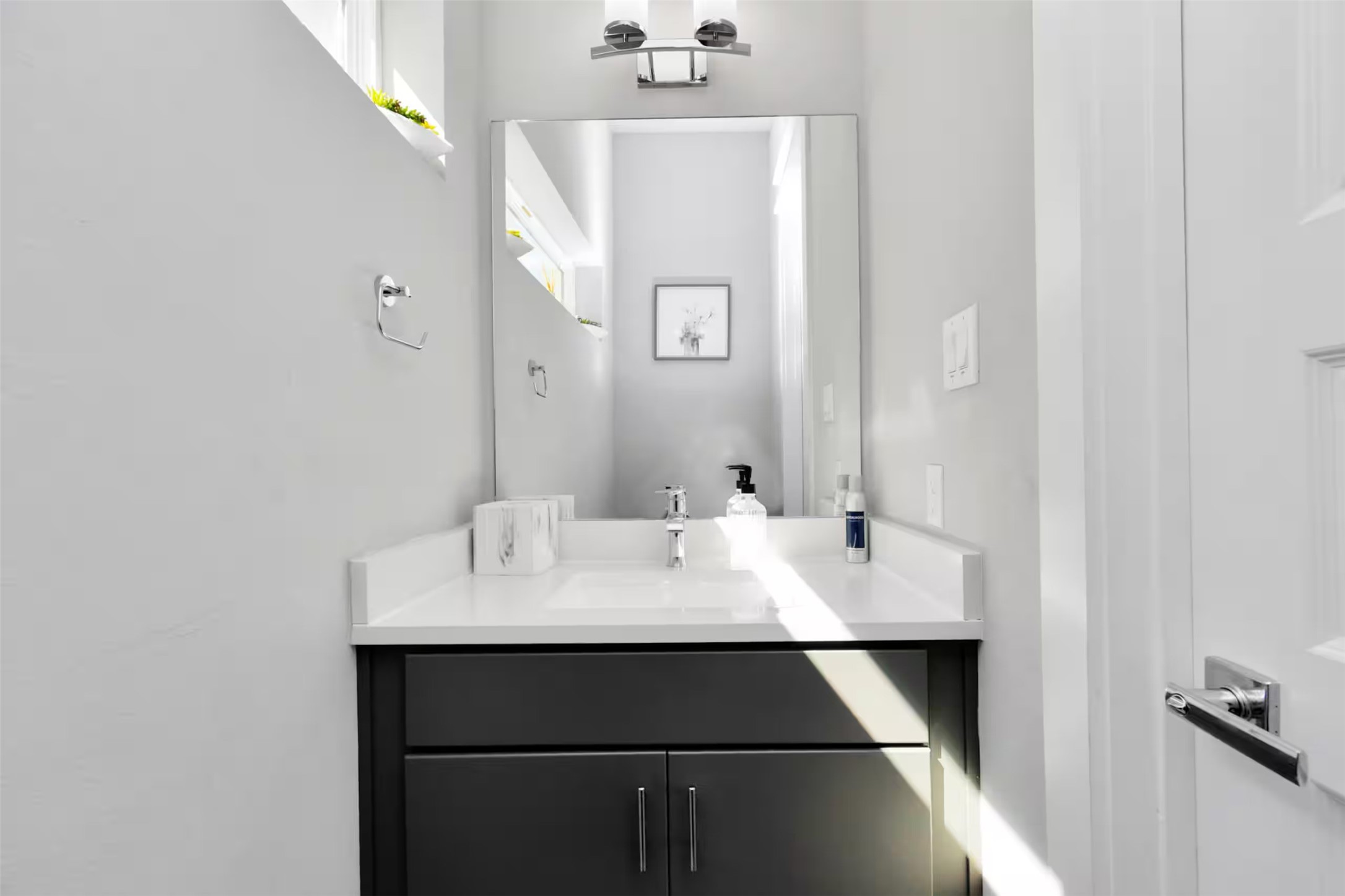 2107 Engelmohr F Property Photo 13