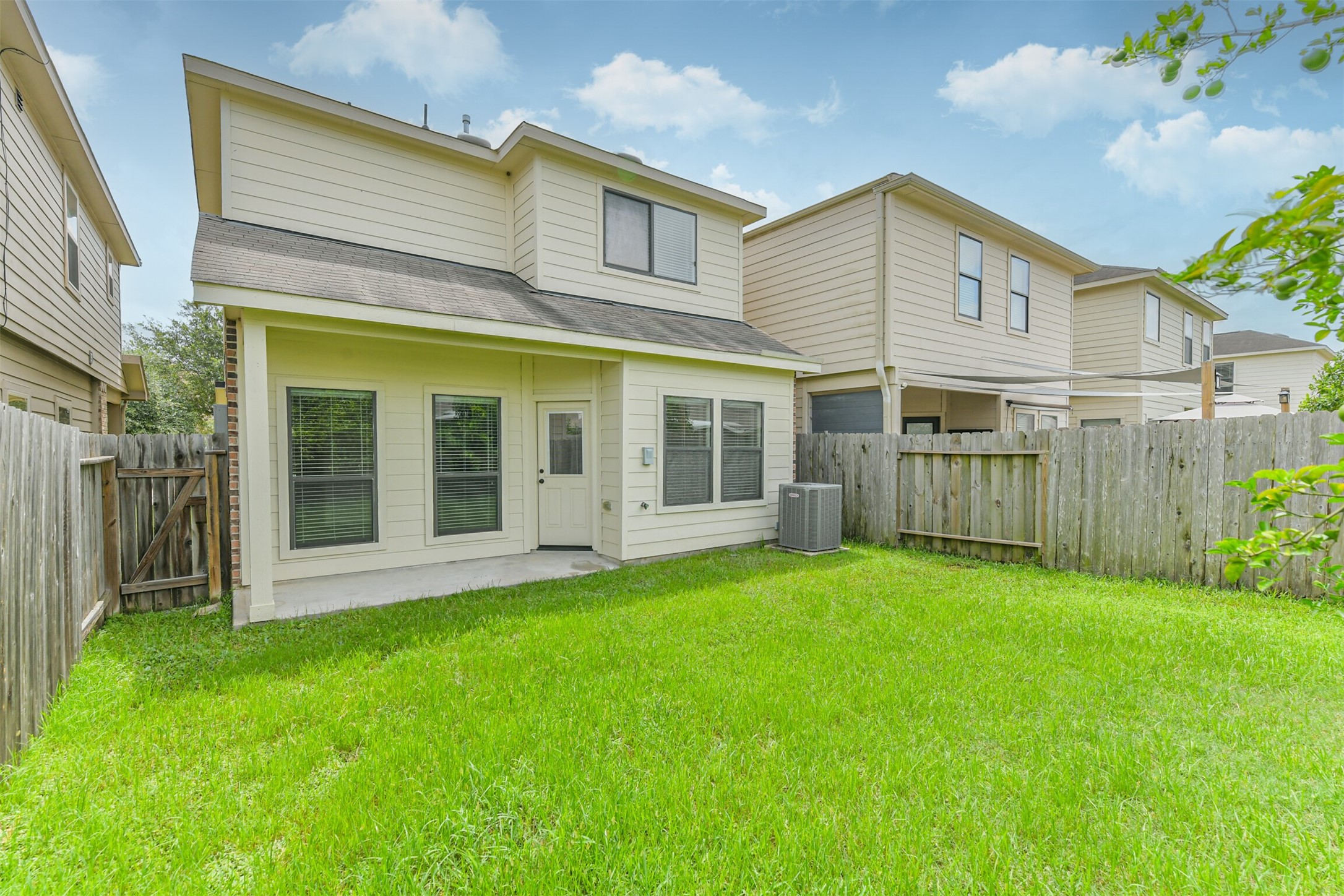 6643 Sharpstone Creek Lane Property Photo 29