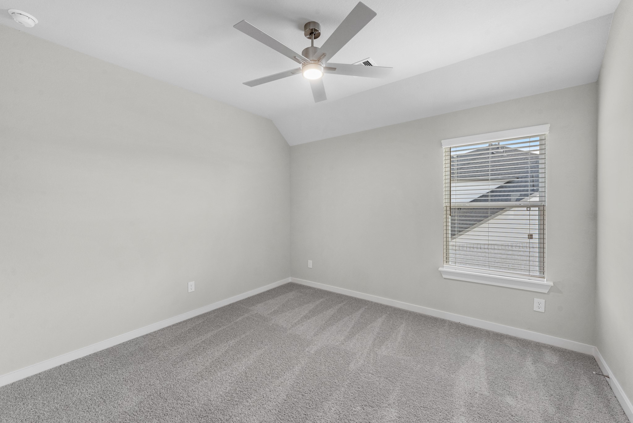4523 Breezewood Drive Property Photo 24