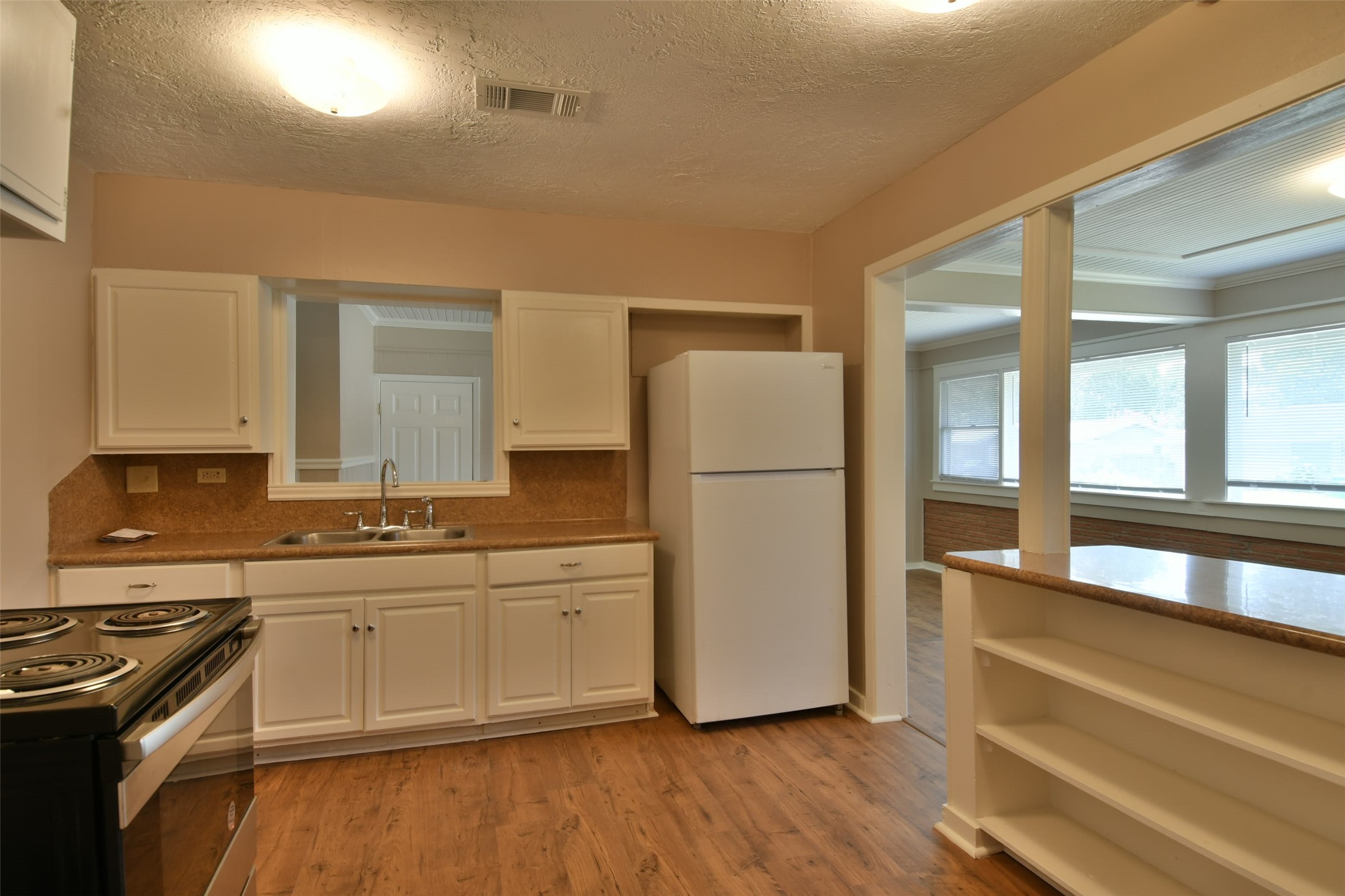 1506 Wyandotte Lane Property Photo 6