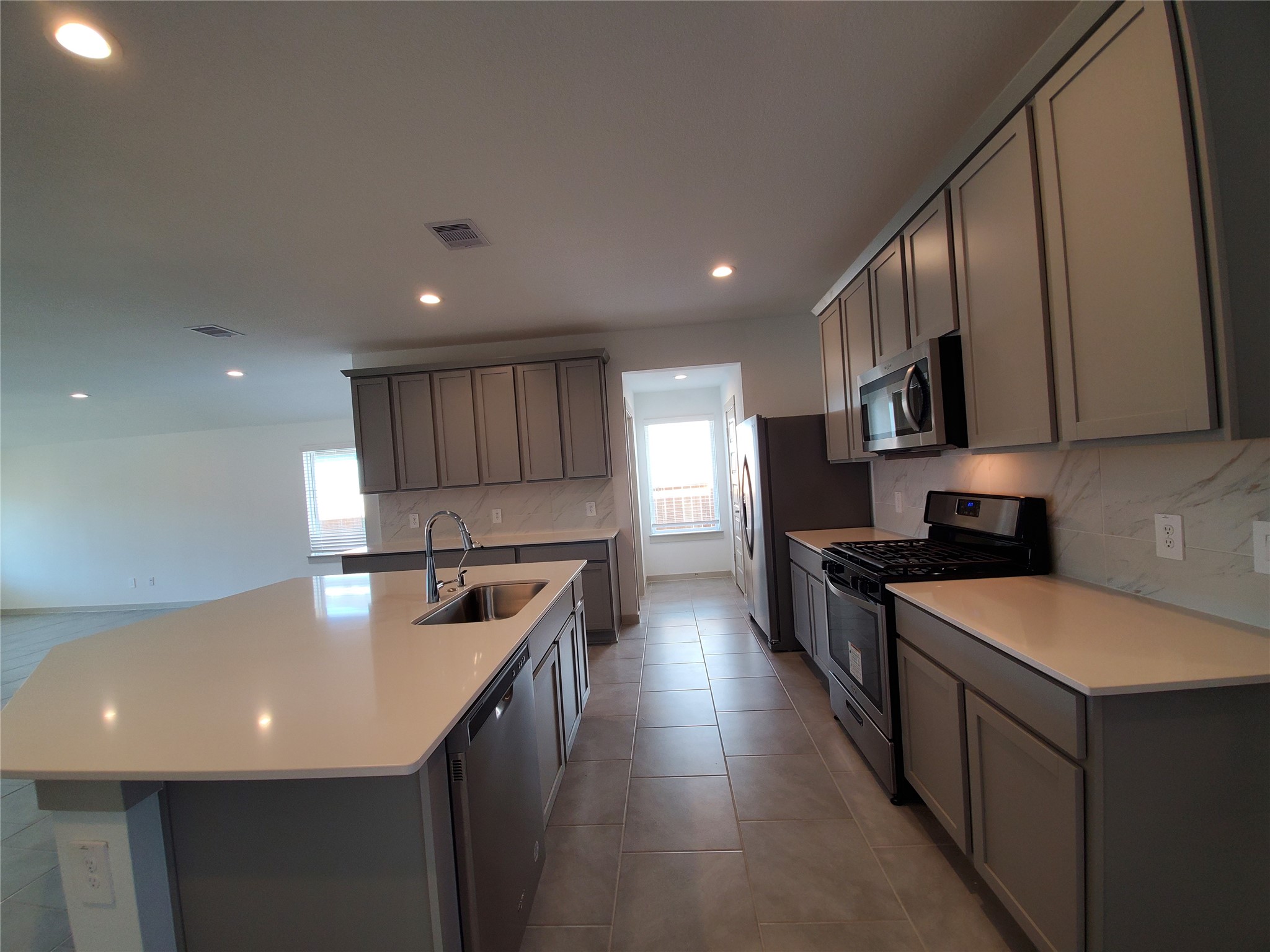 3314 Dagostino Creek Drive Property Photo 10