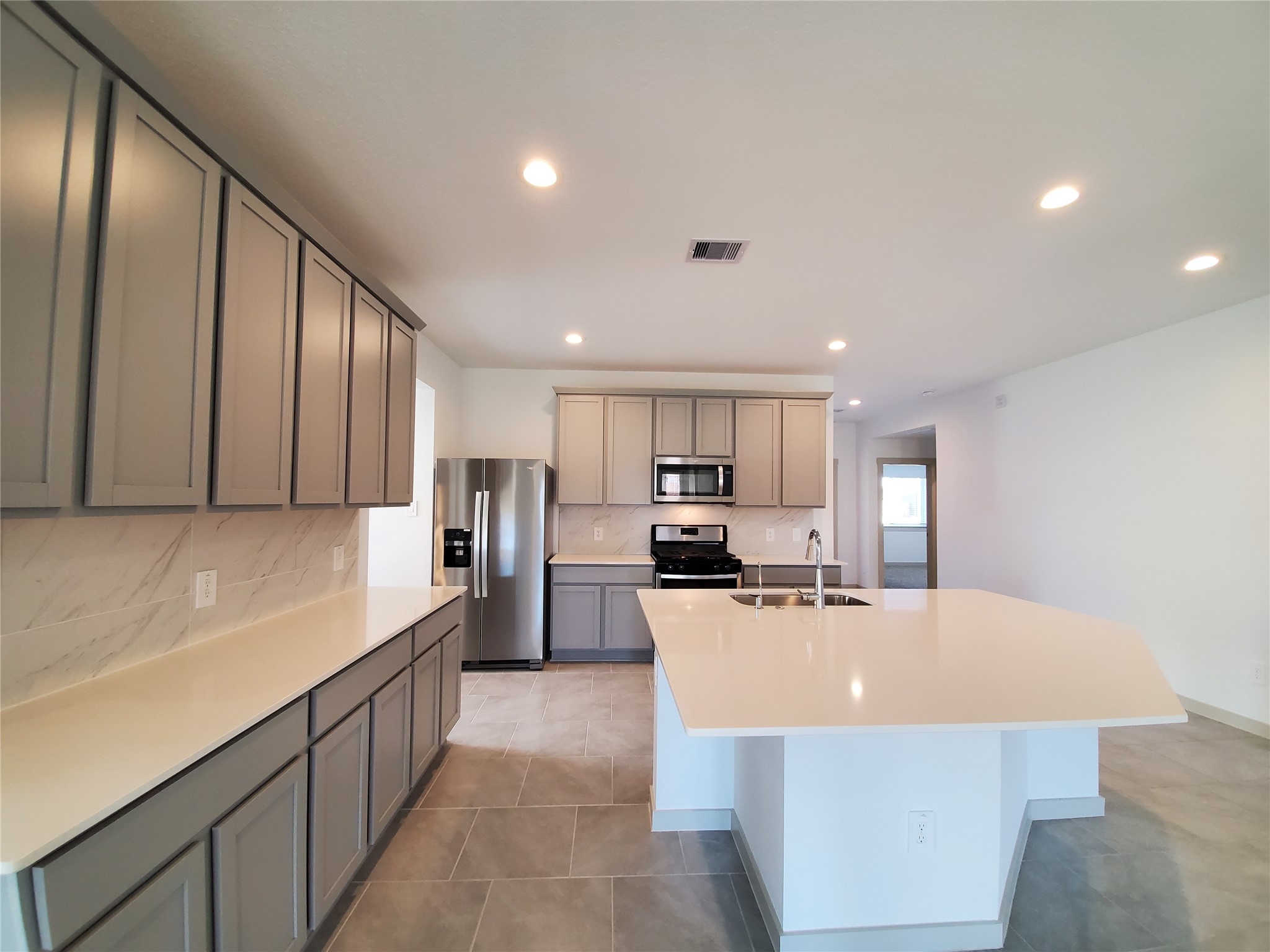 3314 Dagostino Creek Drive Property Photo 15