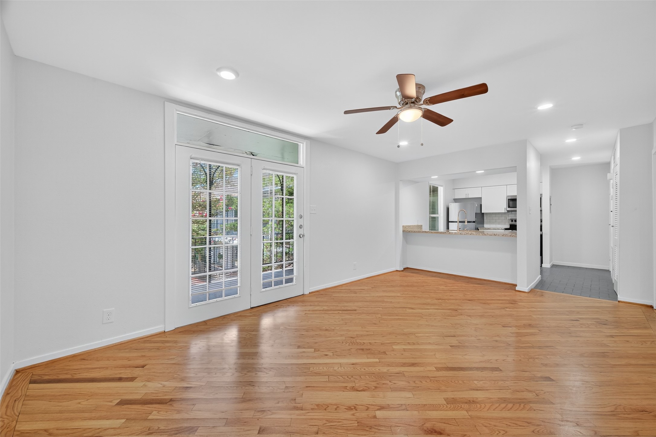 3300 Yorktown Street 16 Property Photo 1