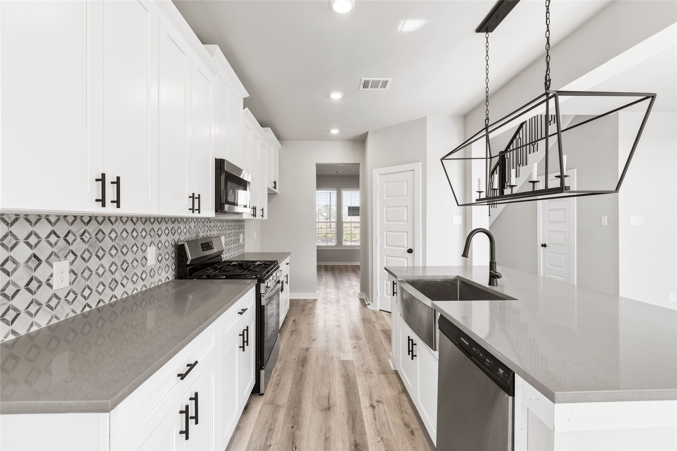 393 Kendall Crest Property Photo 15