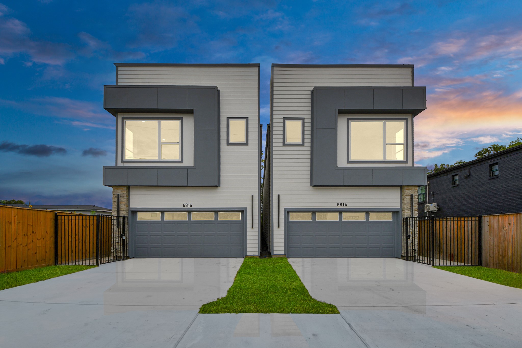 6816 Del Rio Street Property Photo 1