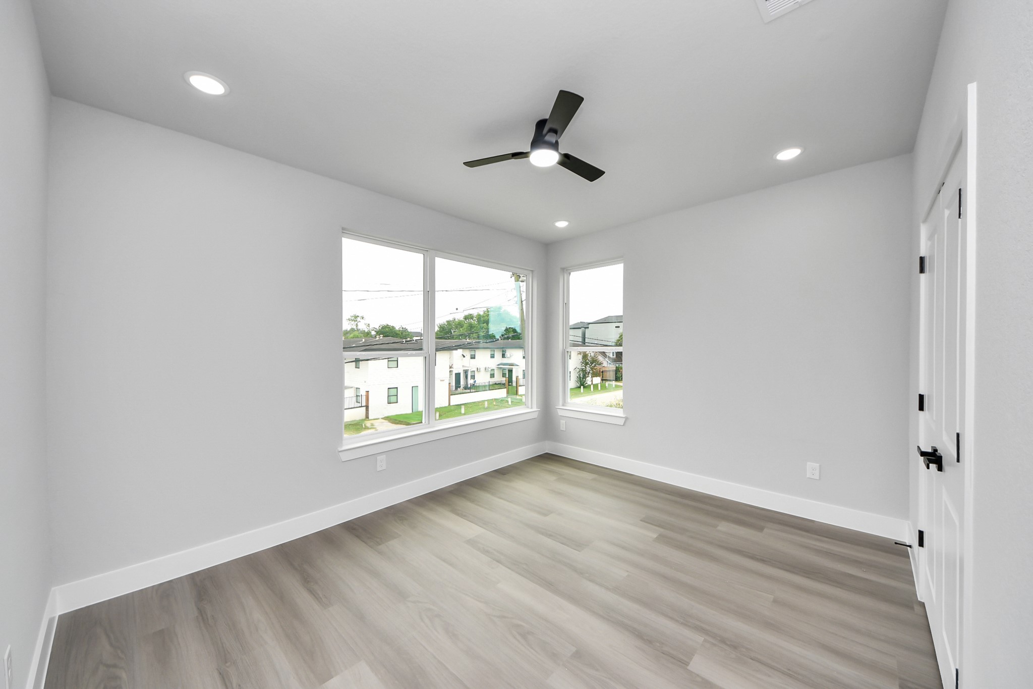 6816 Del Rio Street Property Photo 36