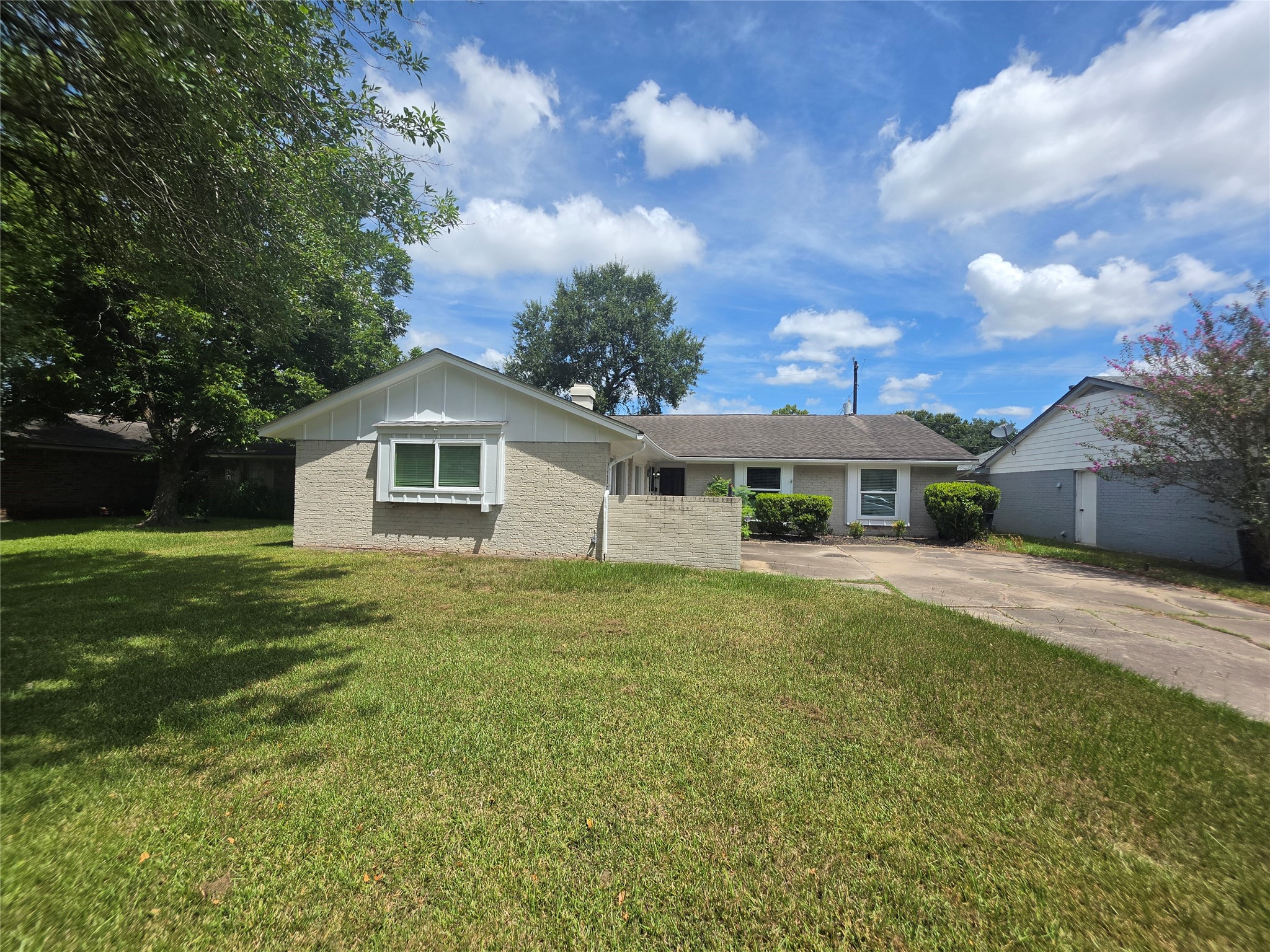 7334 Darnell Street Property Photo 2