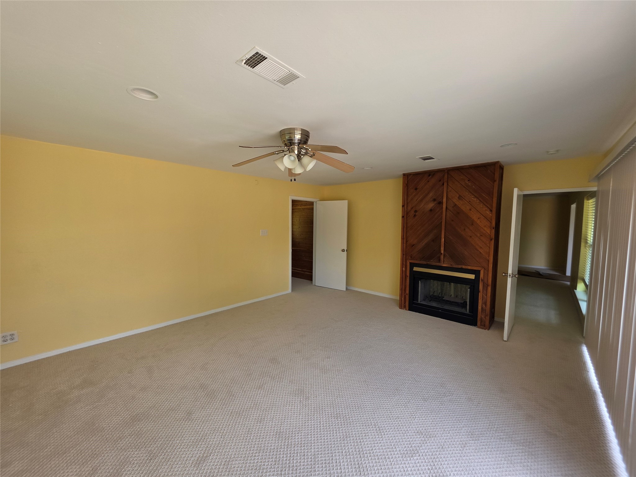 7334 Darnell Street Property Photo 6