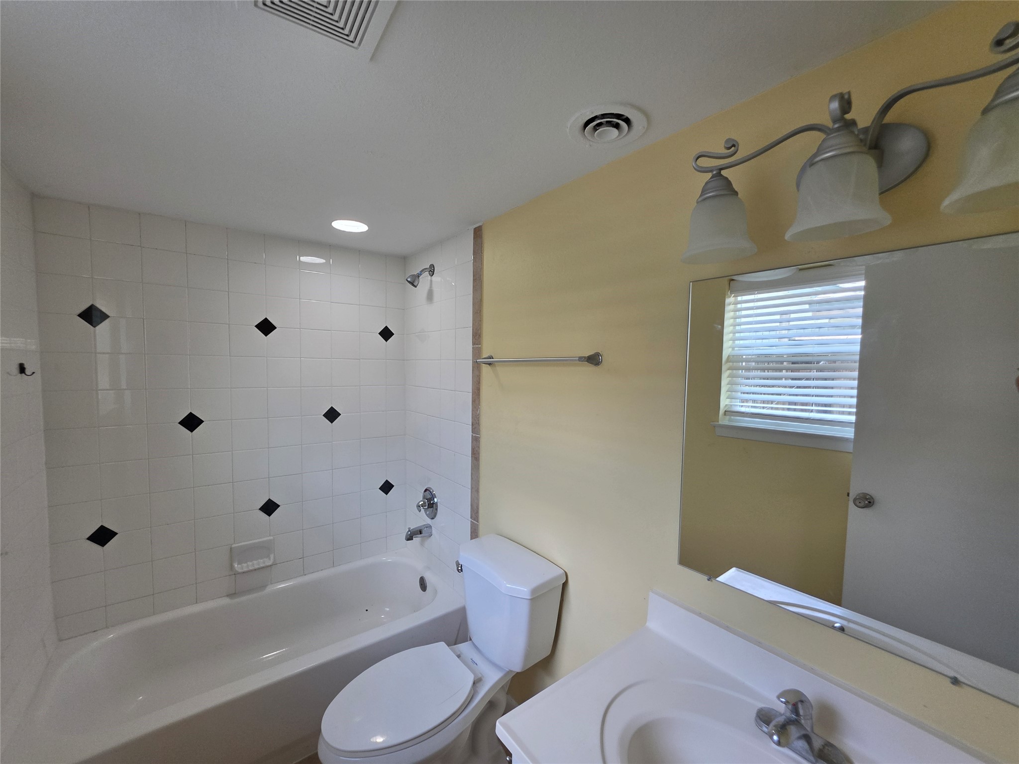 7334 Darnell Street Property Photo 12