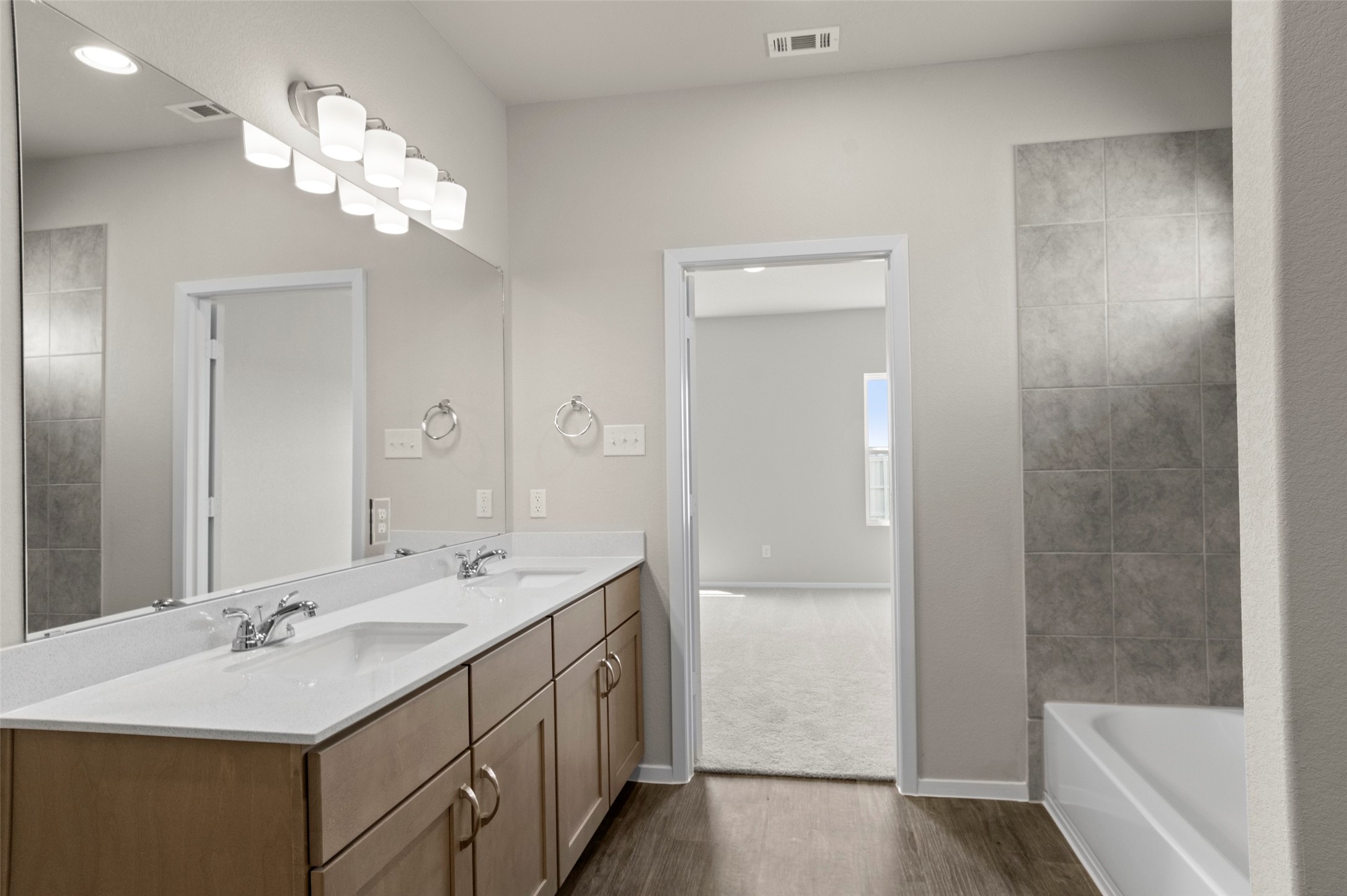 4529 Blue Mountain Laurel Street Property Photo 15
