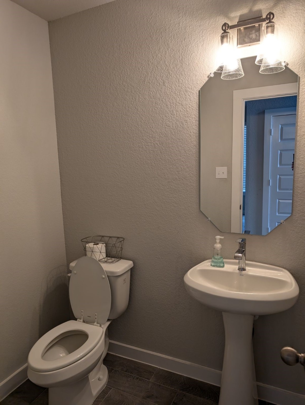 32607 Dew Crest Street Property Photo 2