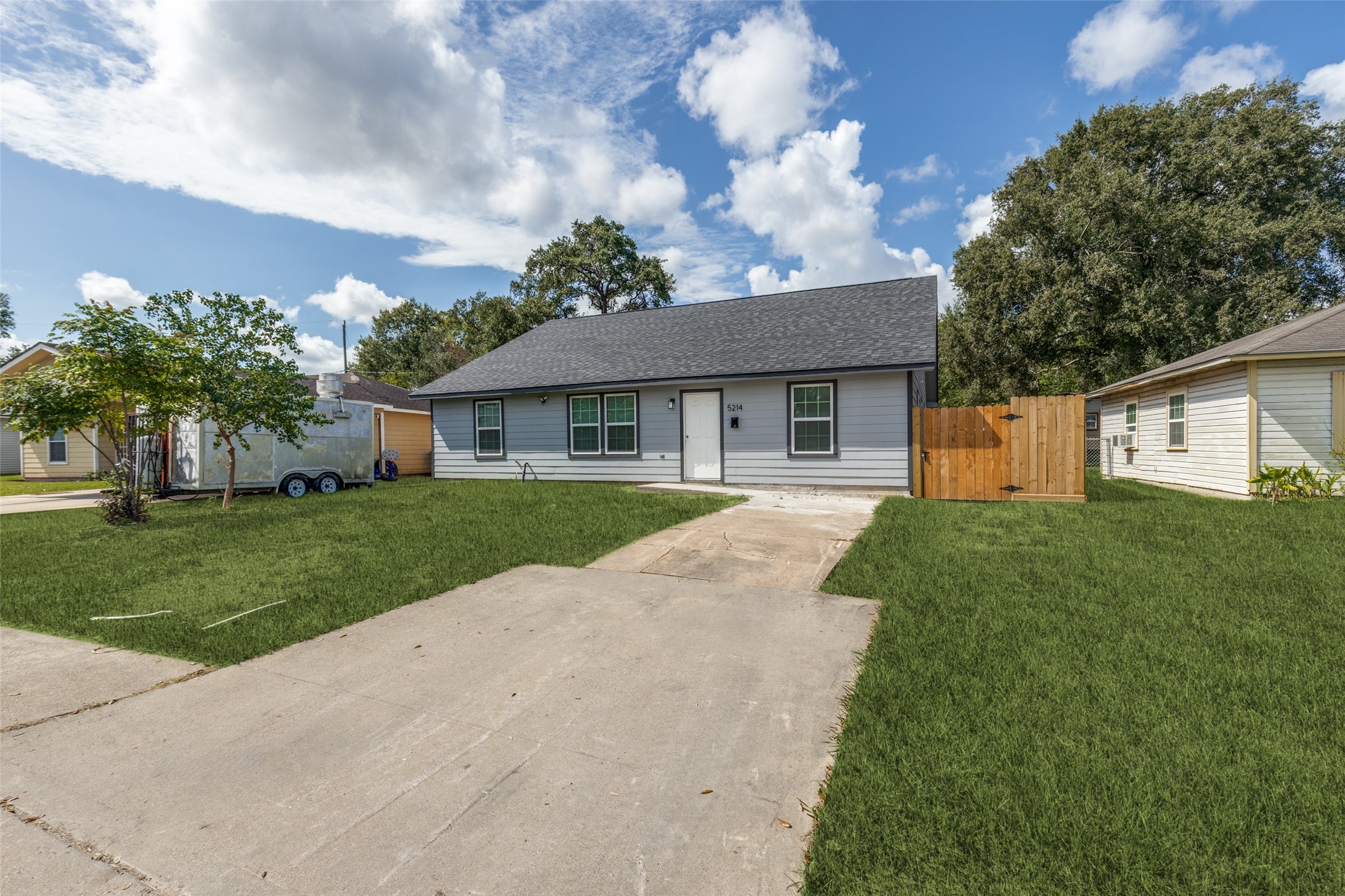 5214 Pomander Road Property Photo 1