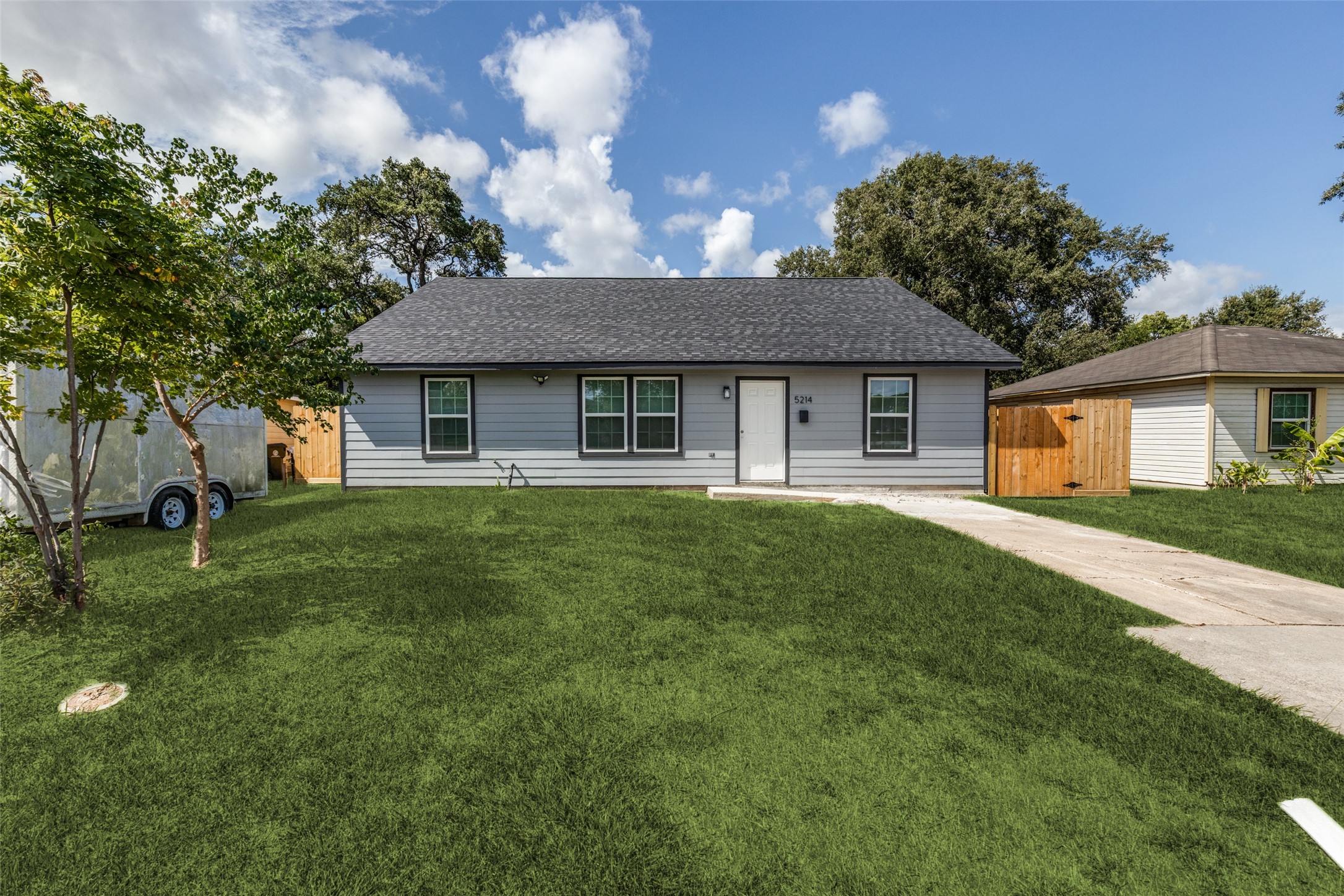 5214 Pomander Road Property Photo 2