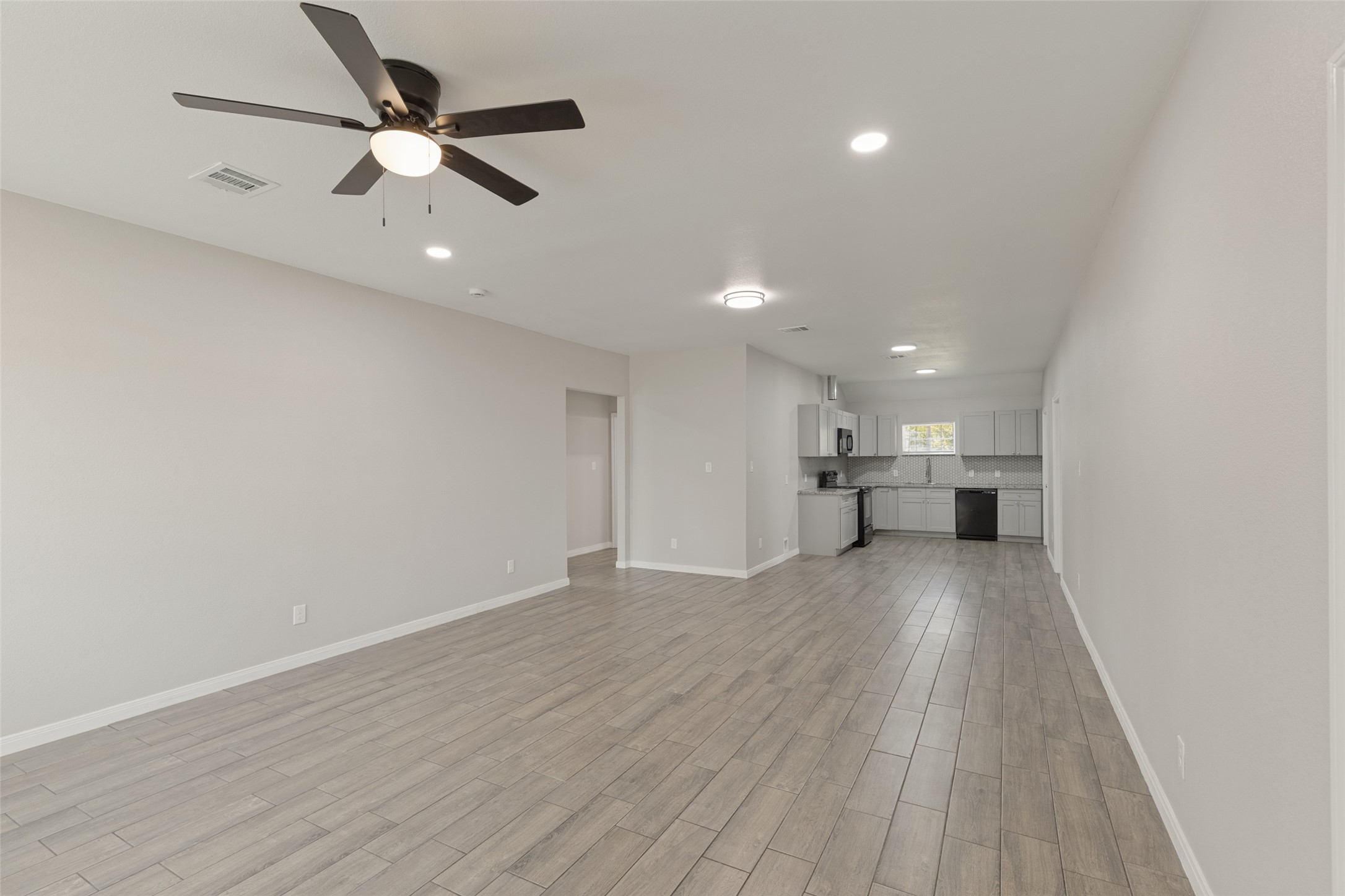 5214 Pomander Road Property Photo 7