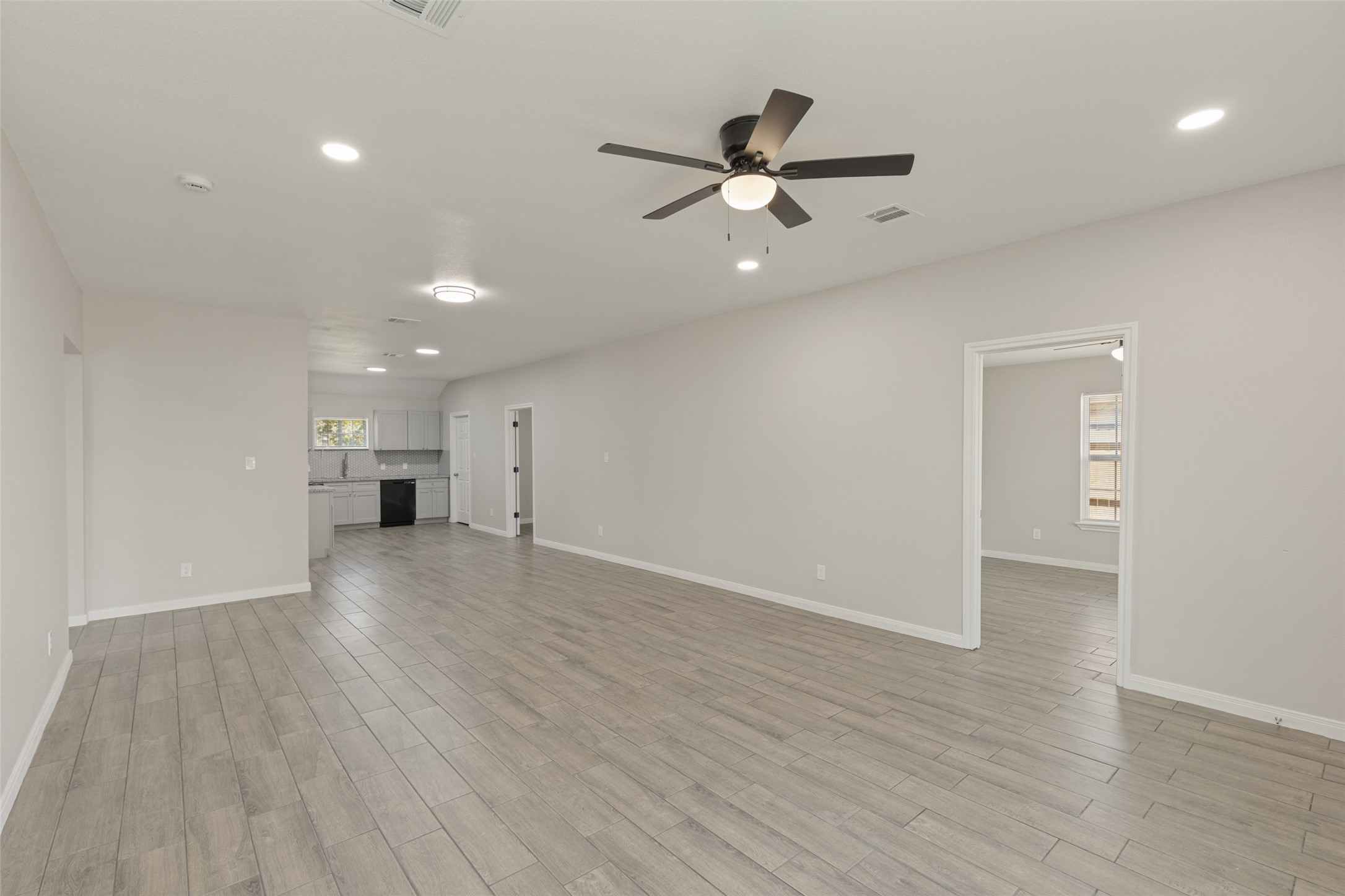 5214 Pomander Road Property Photo 8