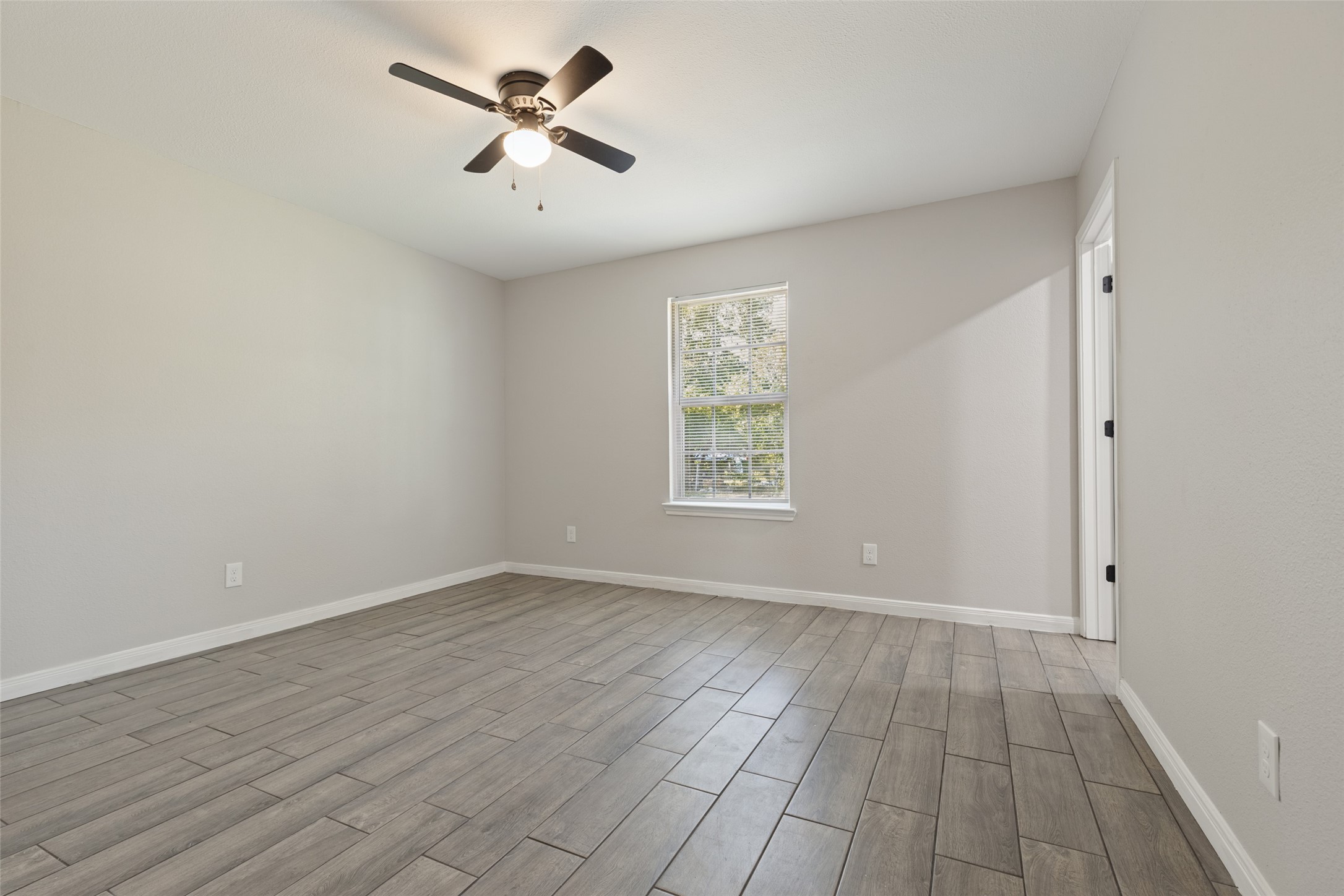 5214 Pomander Road Property Photo 15