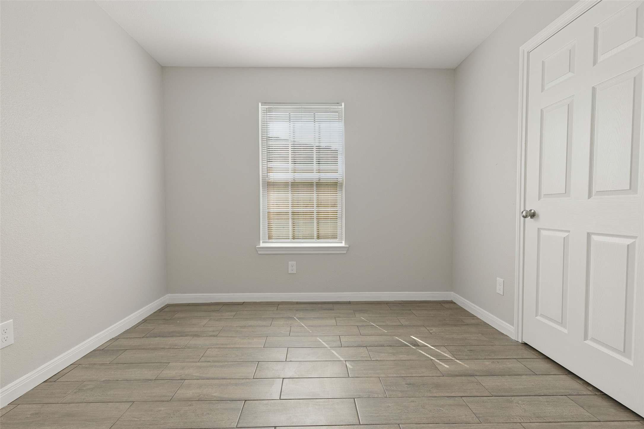 5214 Pomander Road Property Photo 16