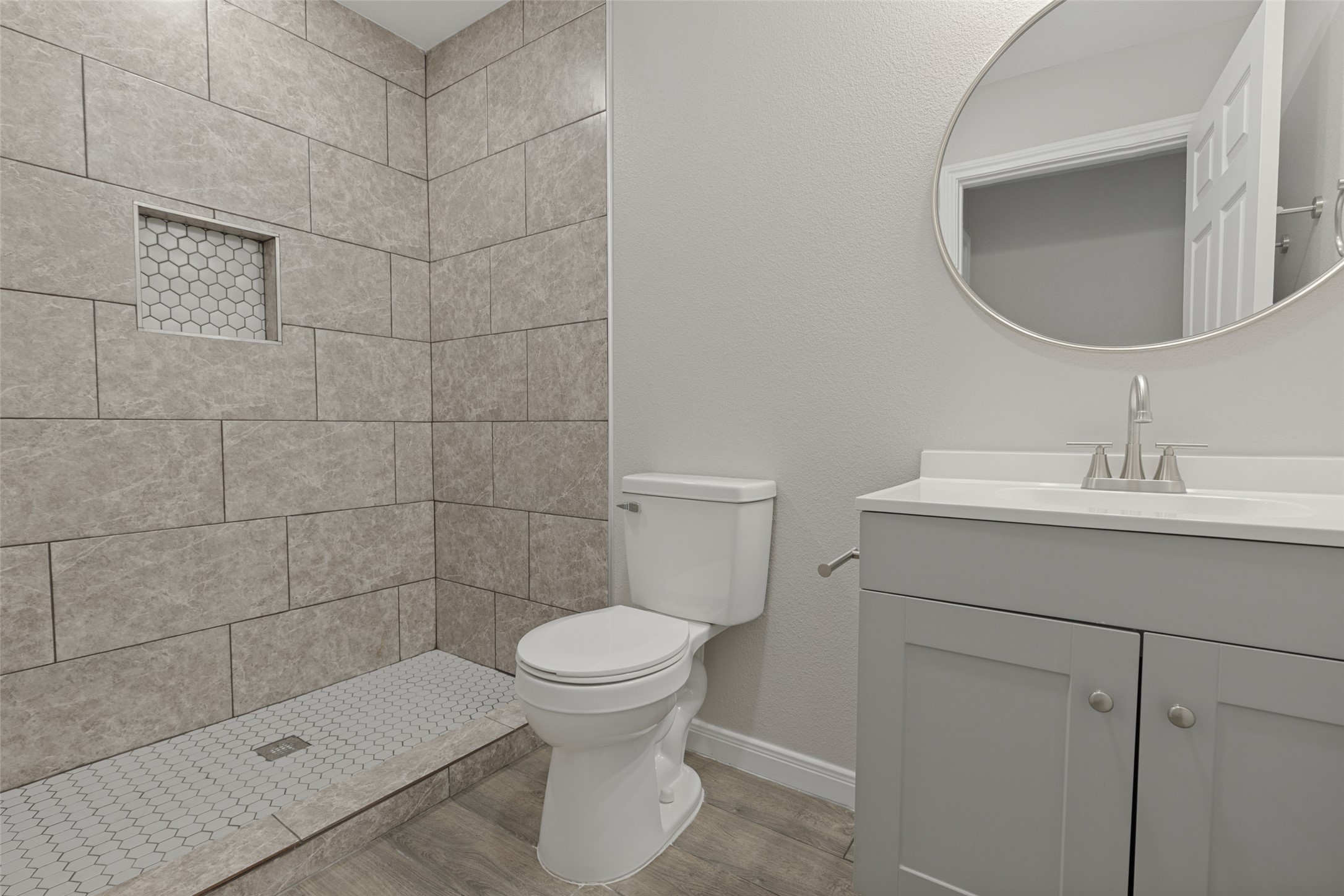 5214 Pomander Road Property Photo 17